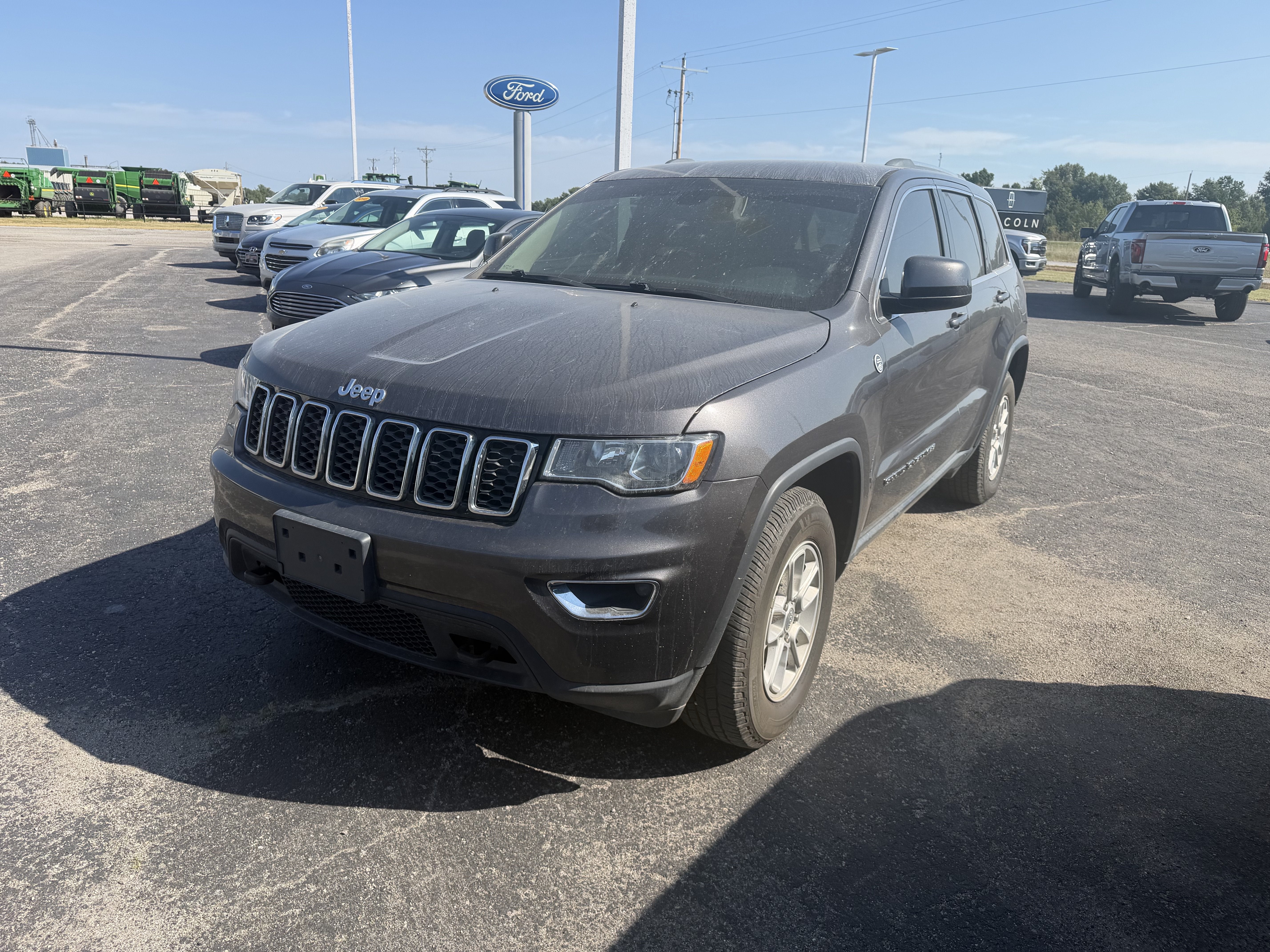 2019 Jeep Grand Cherokee Laredo E