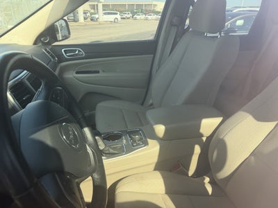 2019 Jeep Grand Cherokee Laredo E
