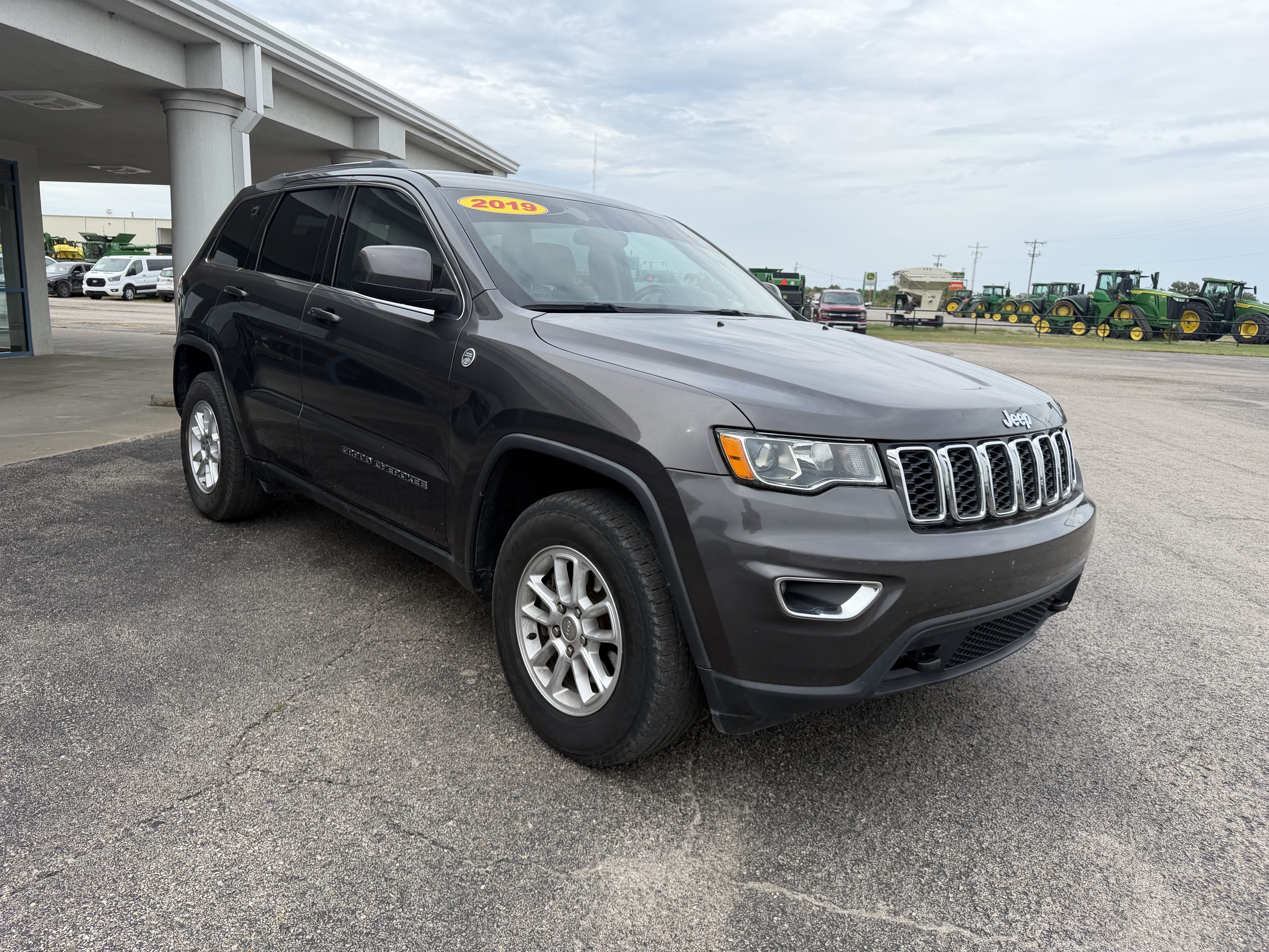 2019 Jeep Grand Cherokee Laredo E
