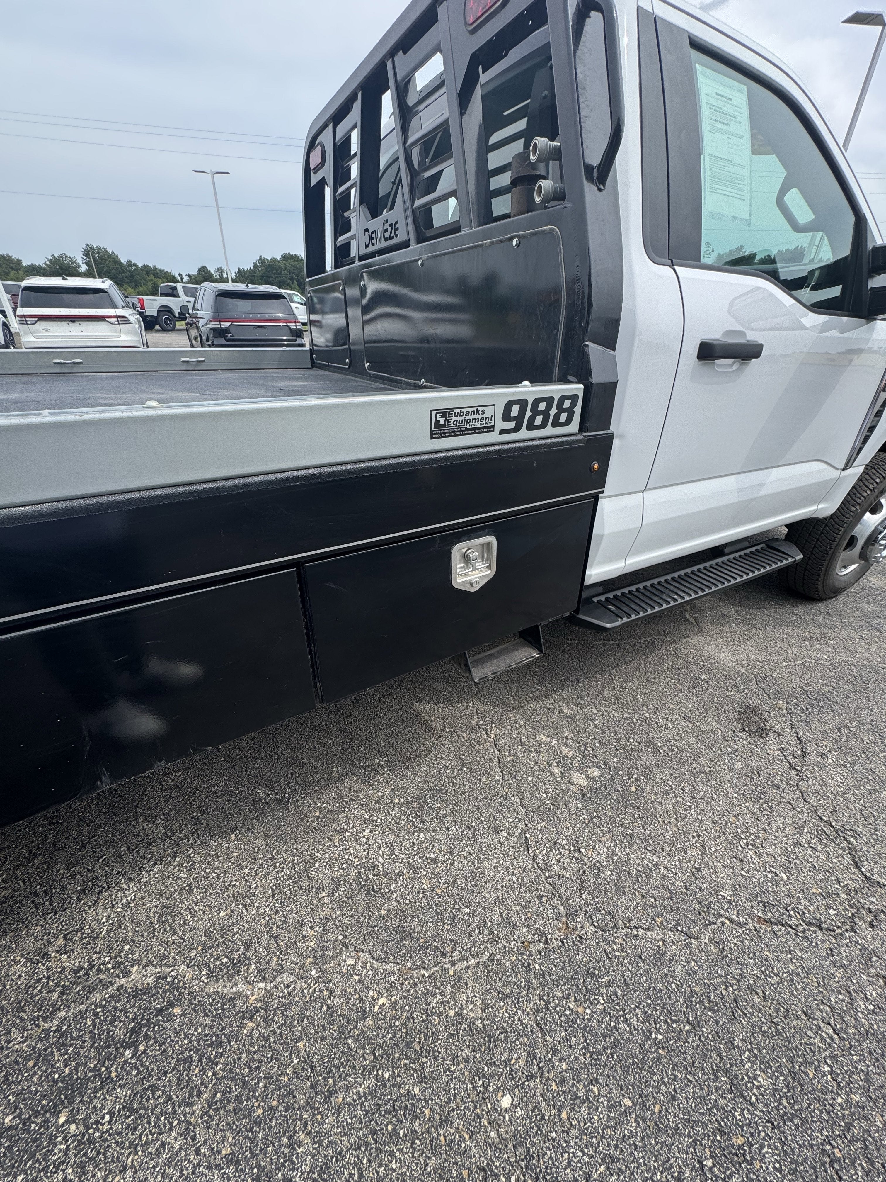 2024 Ford Super Duty F-350 DRW XL