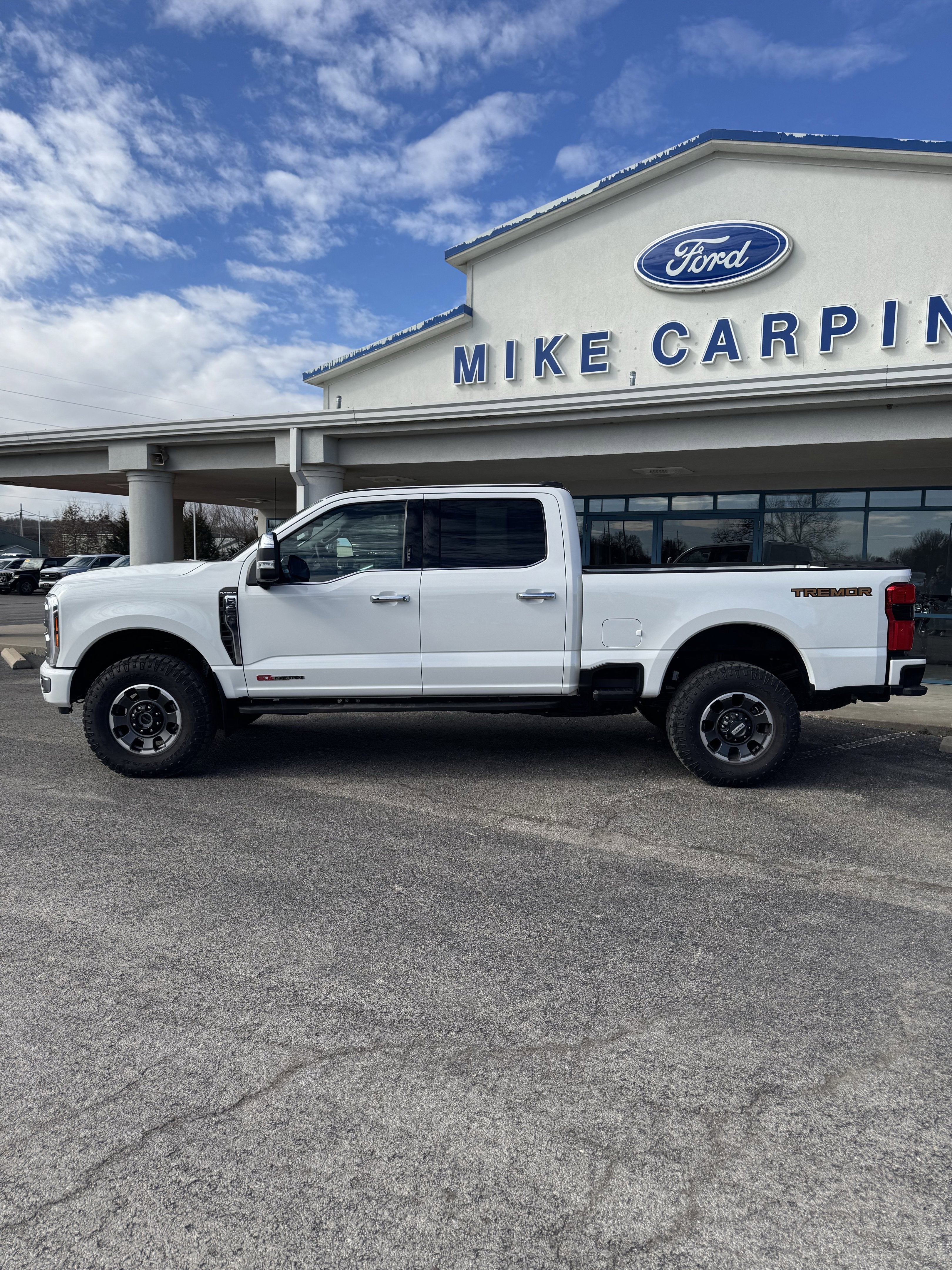 2024 Ford Super Duty F-350 SRW XL
