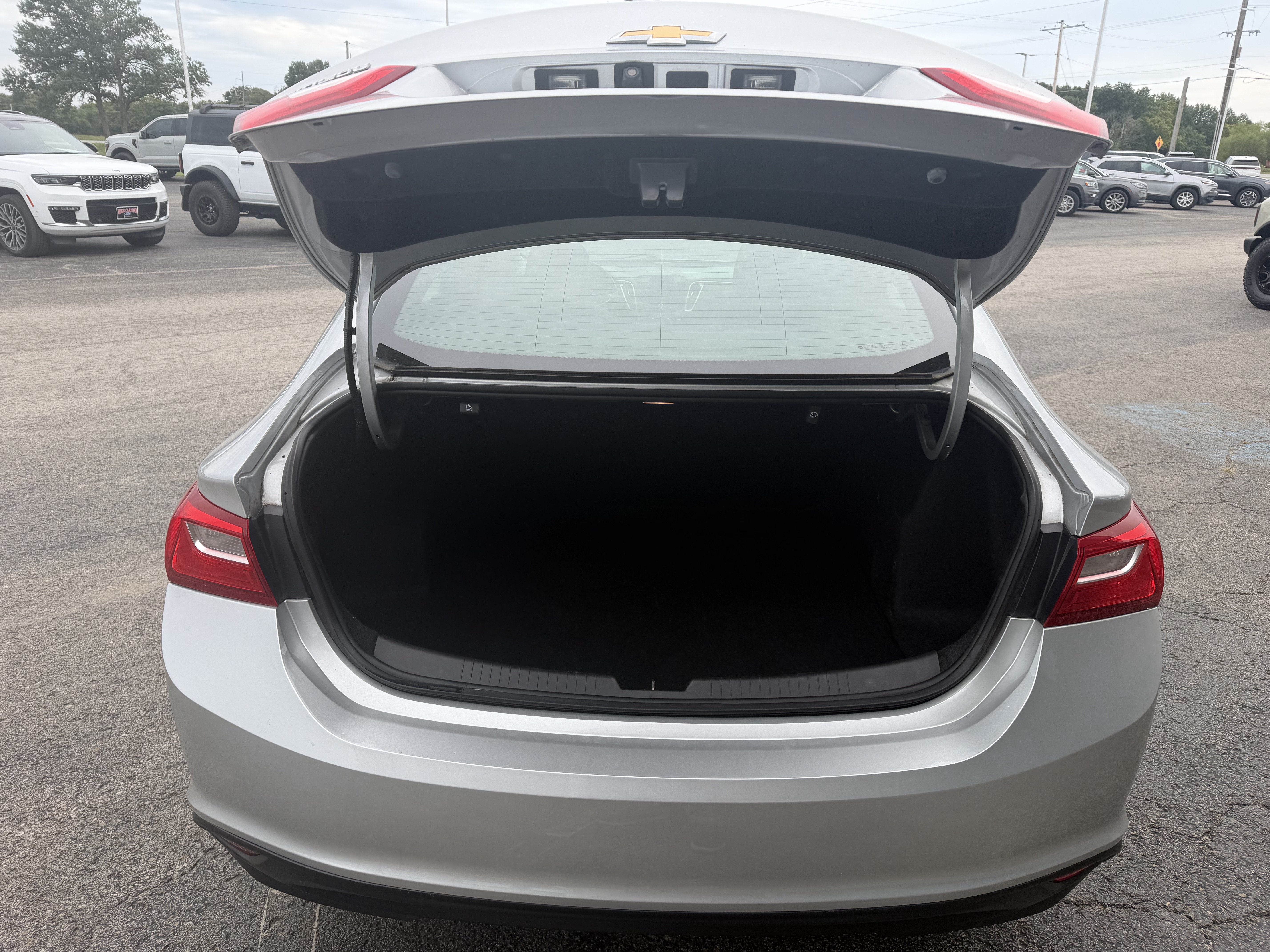 2020 Chevrolet Malibu LS