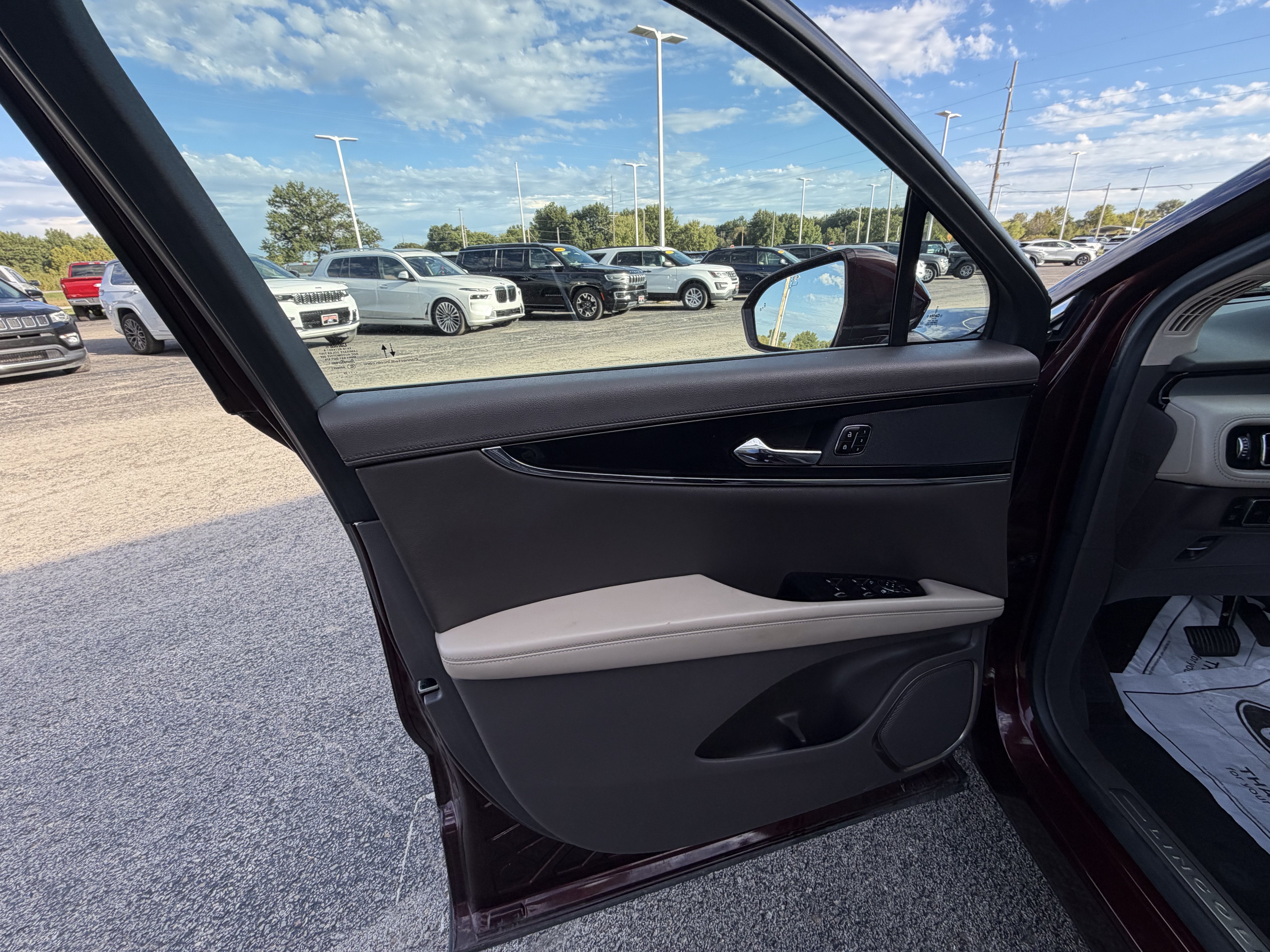 2023 Lincoln Nautilus Standard