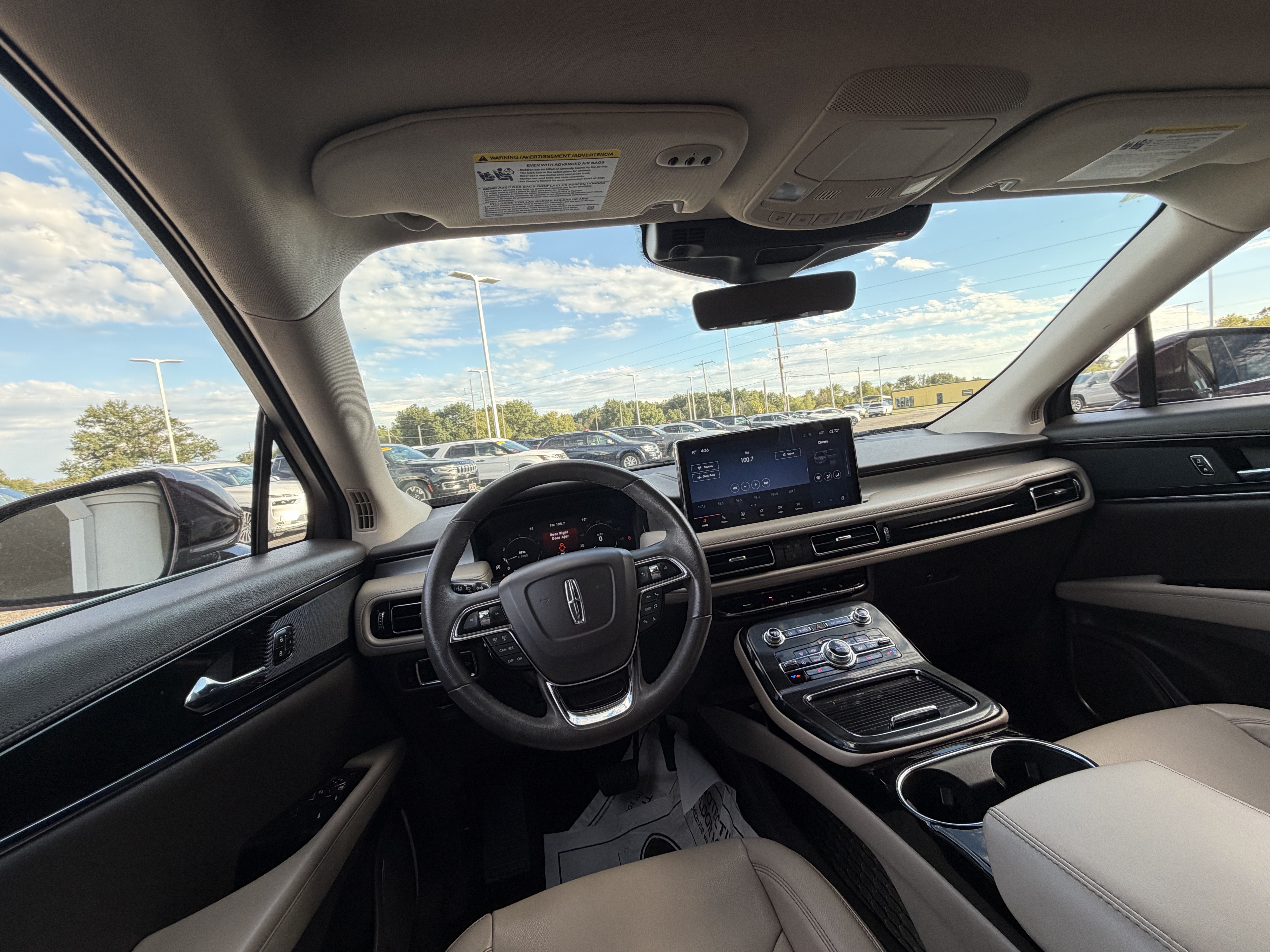 2023 Lincoln Nautilus Standard