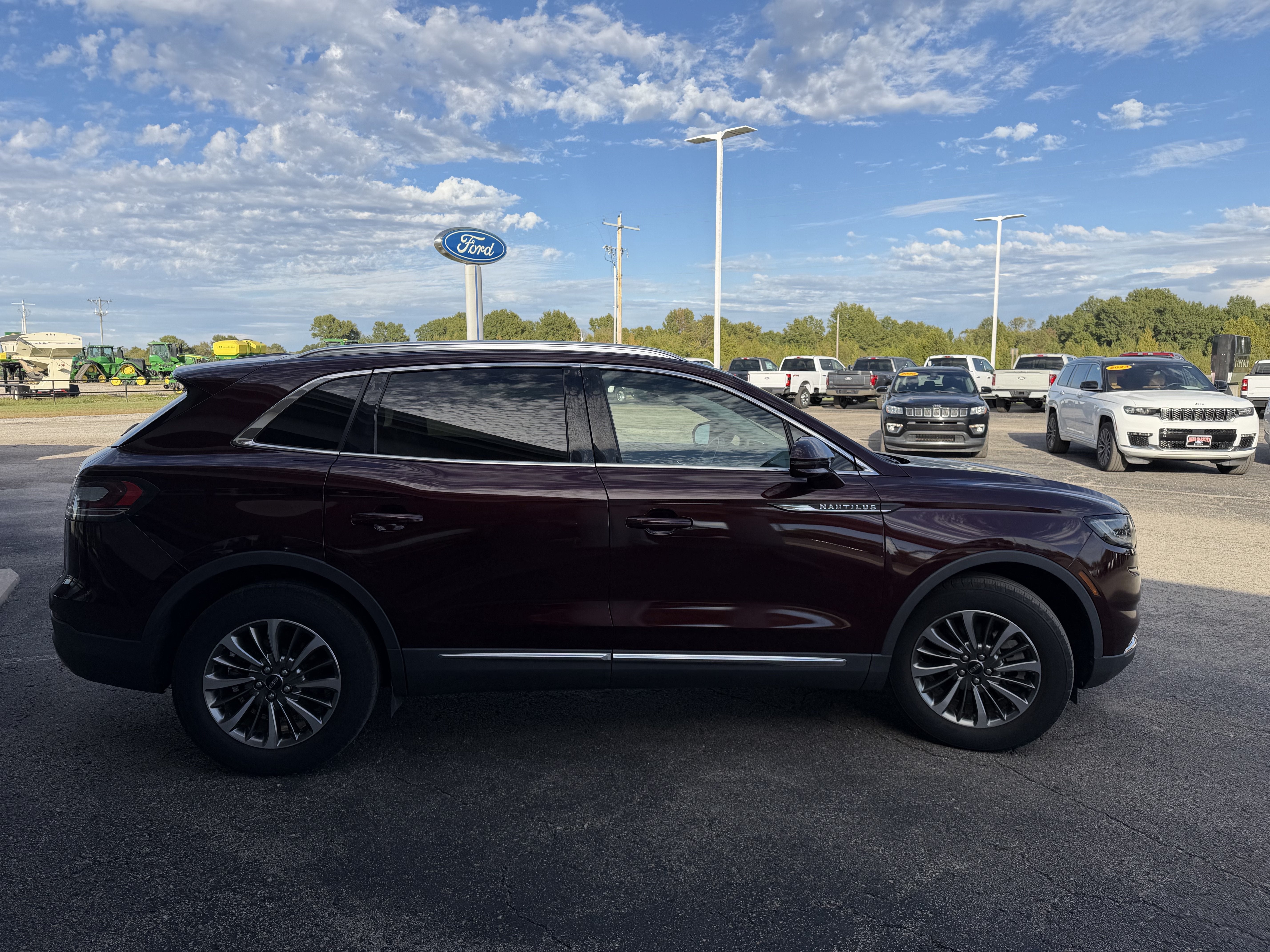 2023 Lincoln Nautilus Standard
