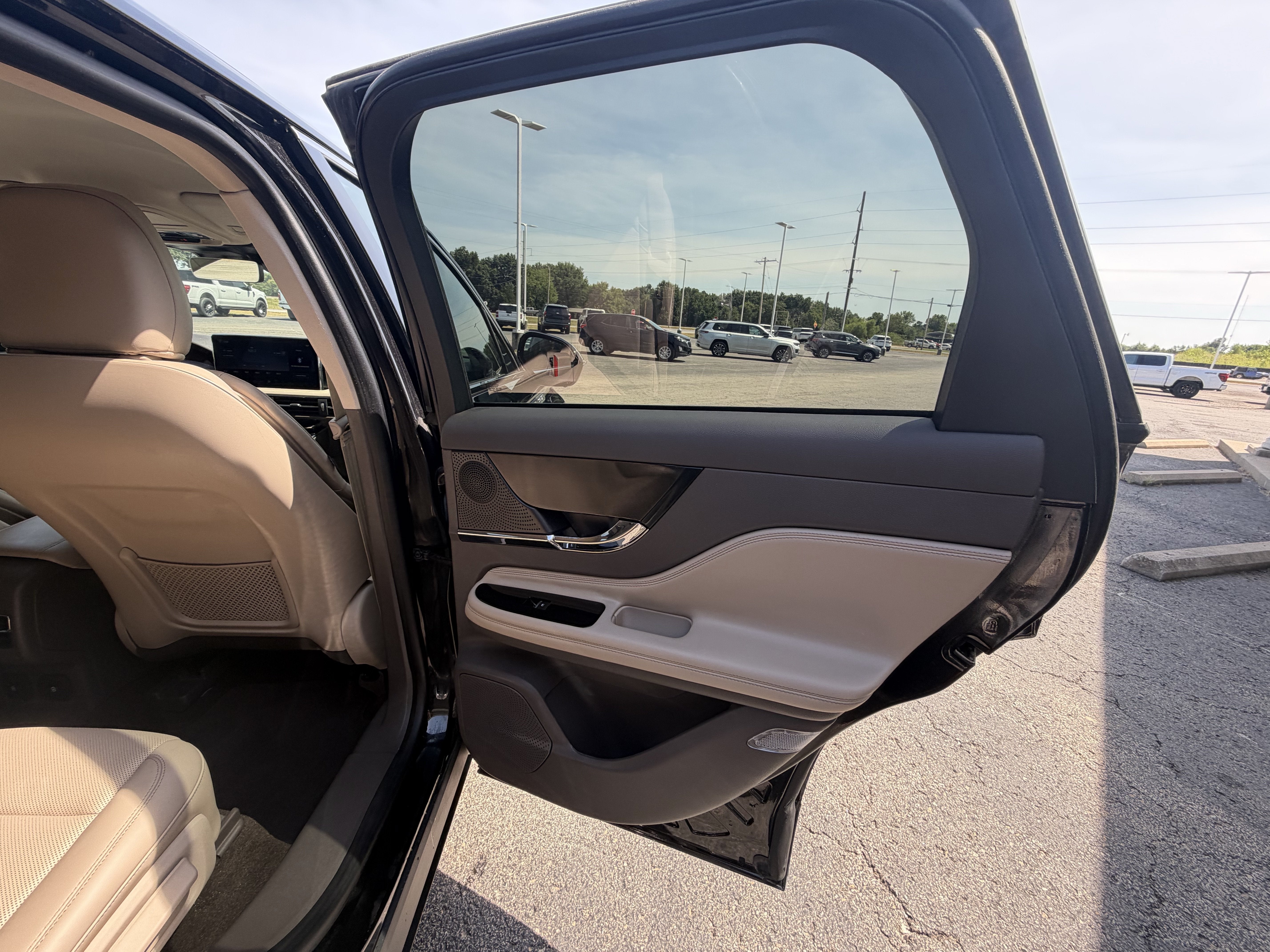 2023 Lincoln Corsair Standard