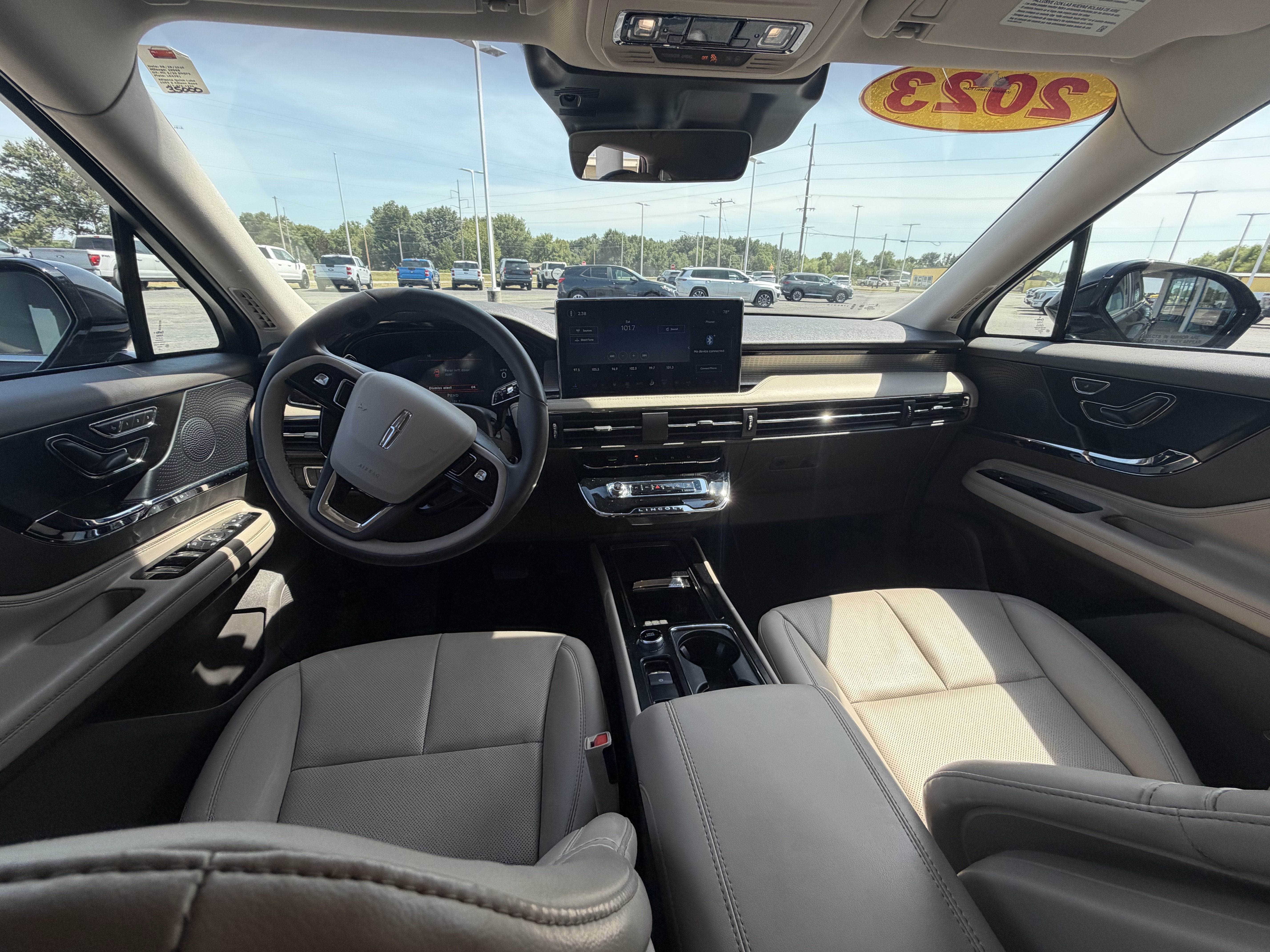 2023 Lincoln Corsair Standard
