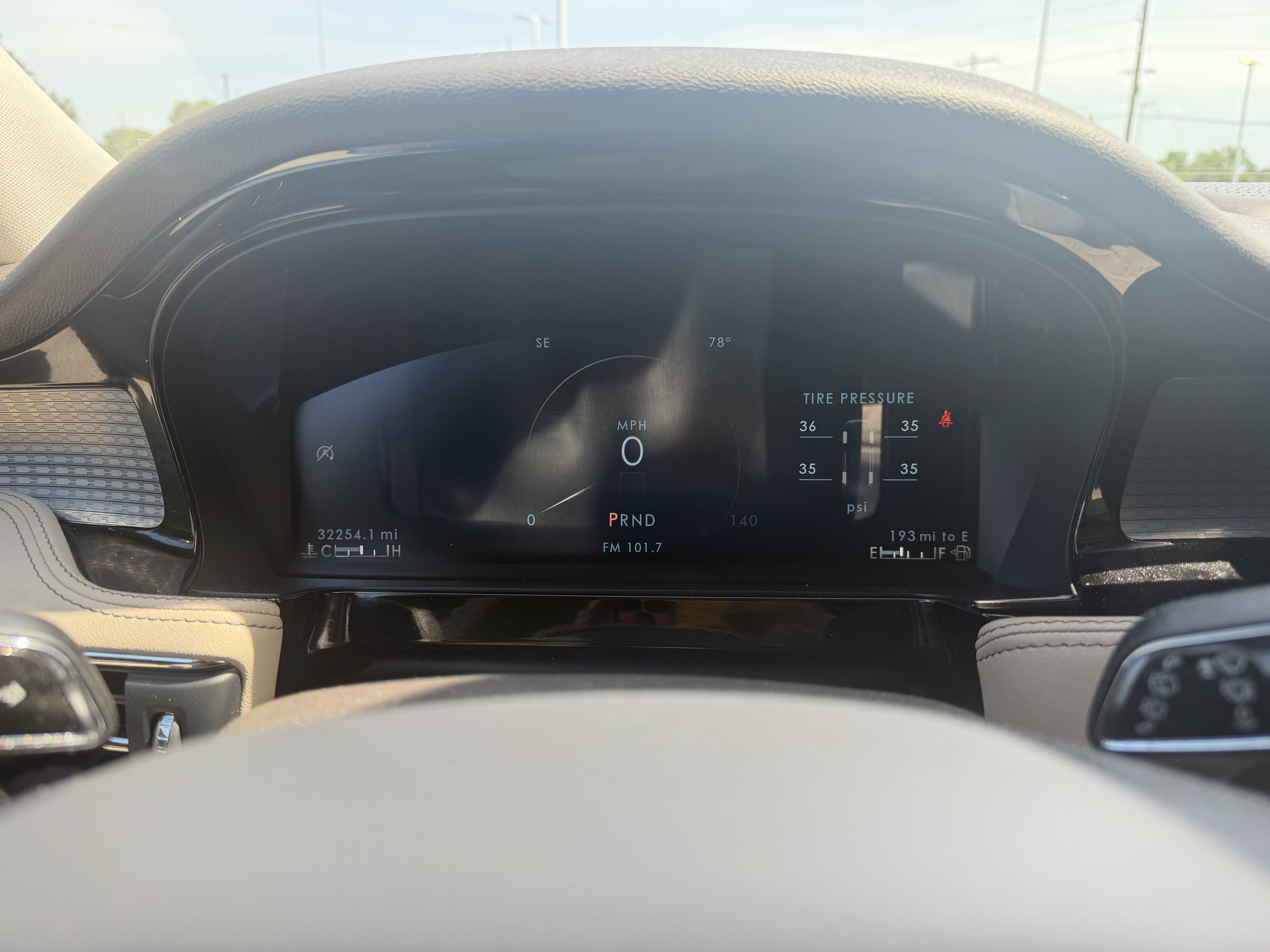2023 Lincoln Corsair Standard