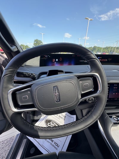 2026 Lincoln Navigator L Reserve