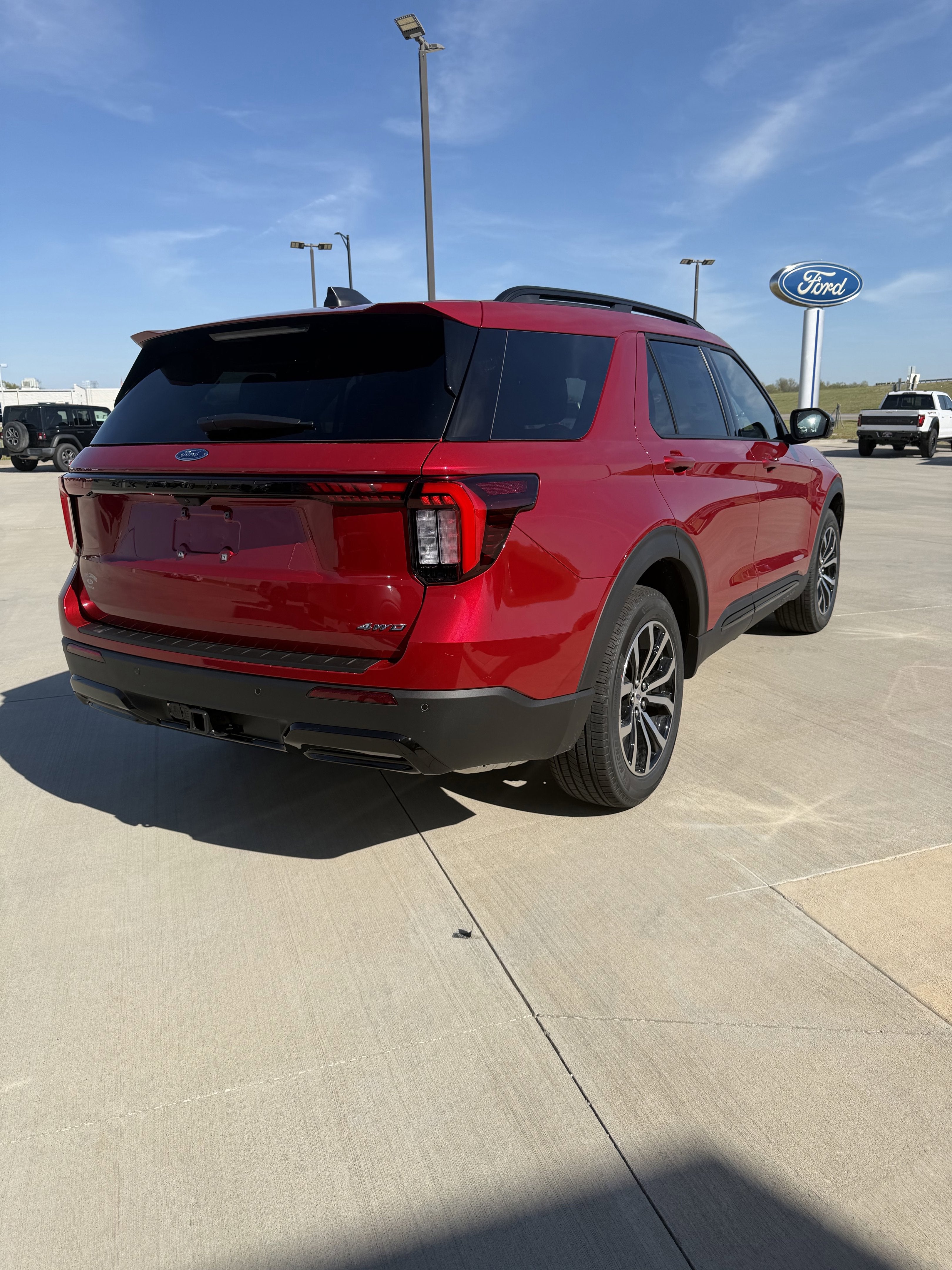 2026 Ford Explorer ST-Line