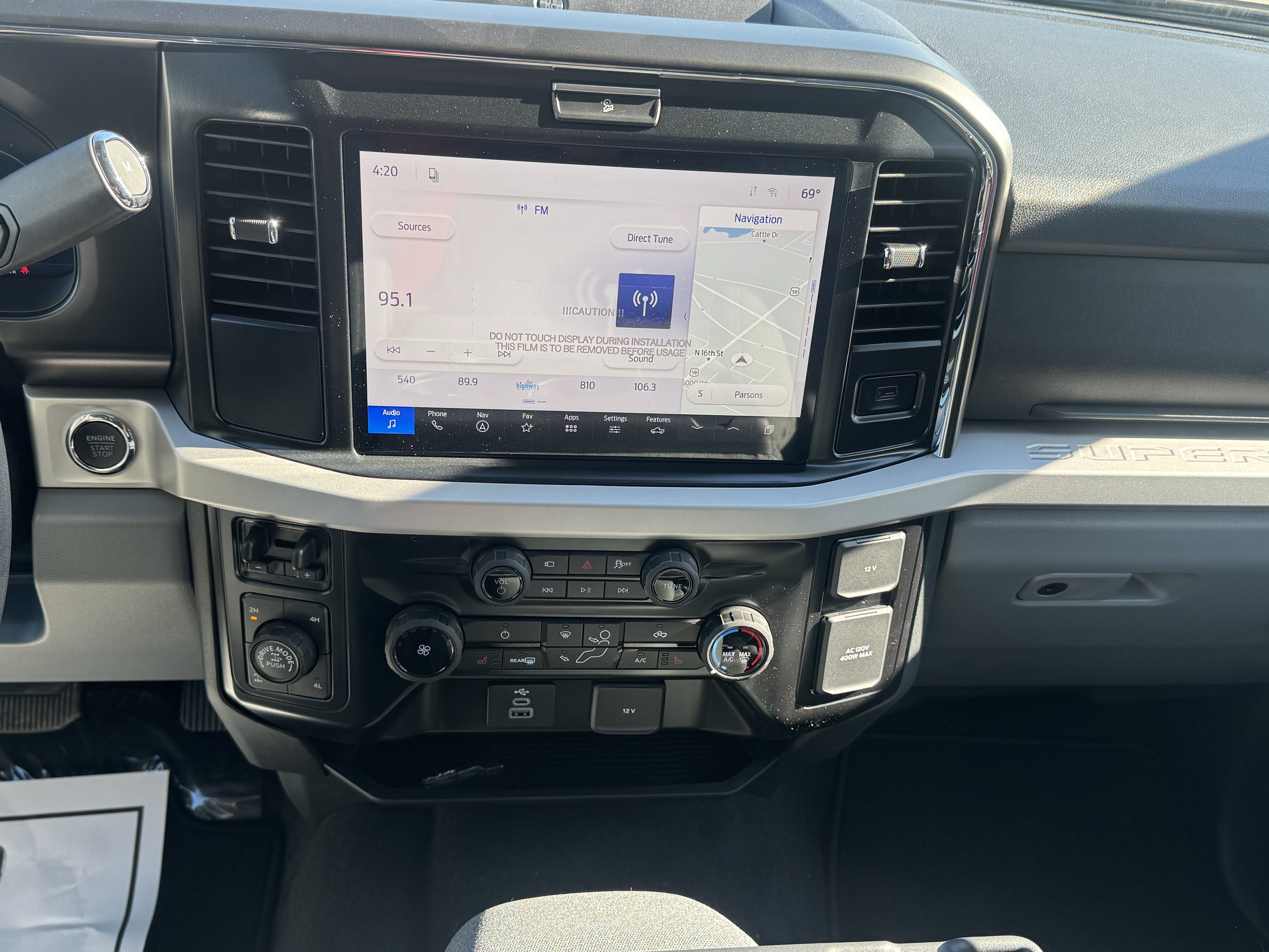 2027 Ford Super Duty F-250 SRW F-250® XLT