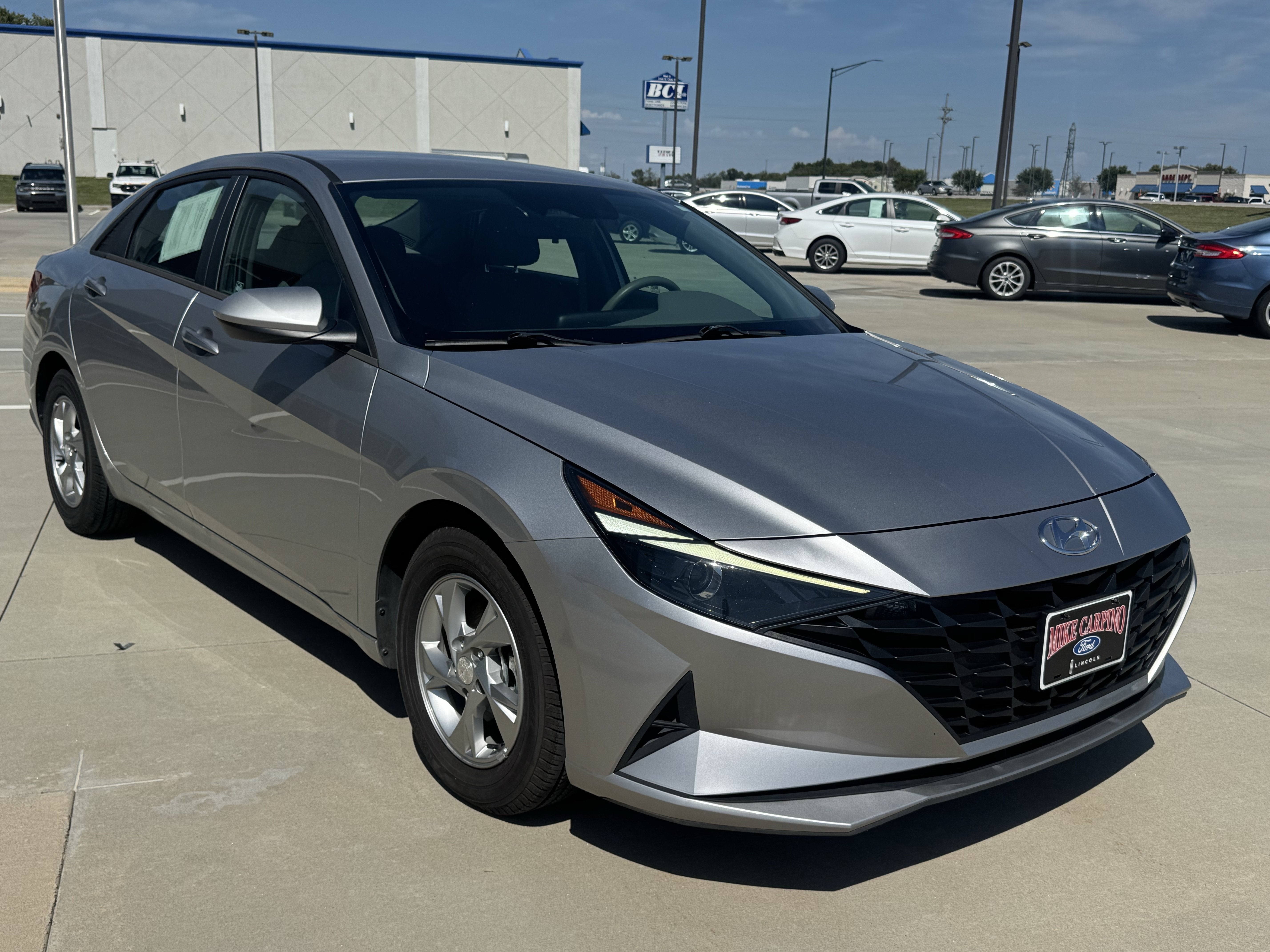 2021 Hyundai Elantra SE