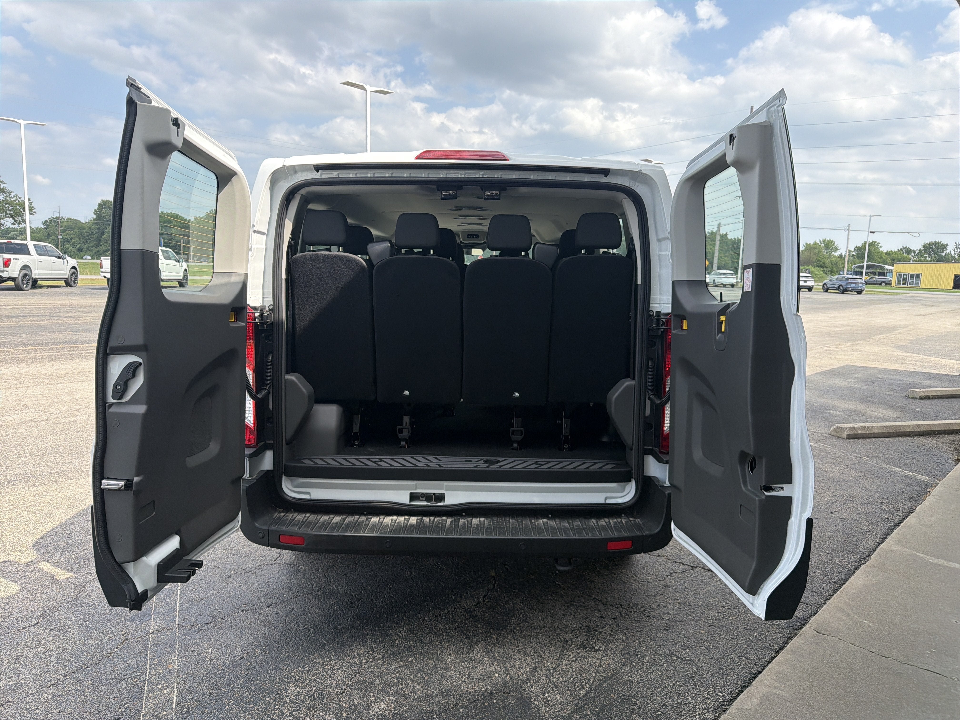 2026 Ford Transit Passenger Wagon Passenger Van XL