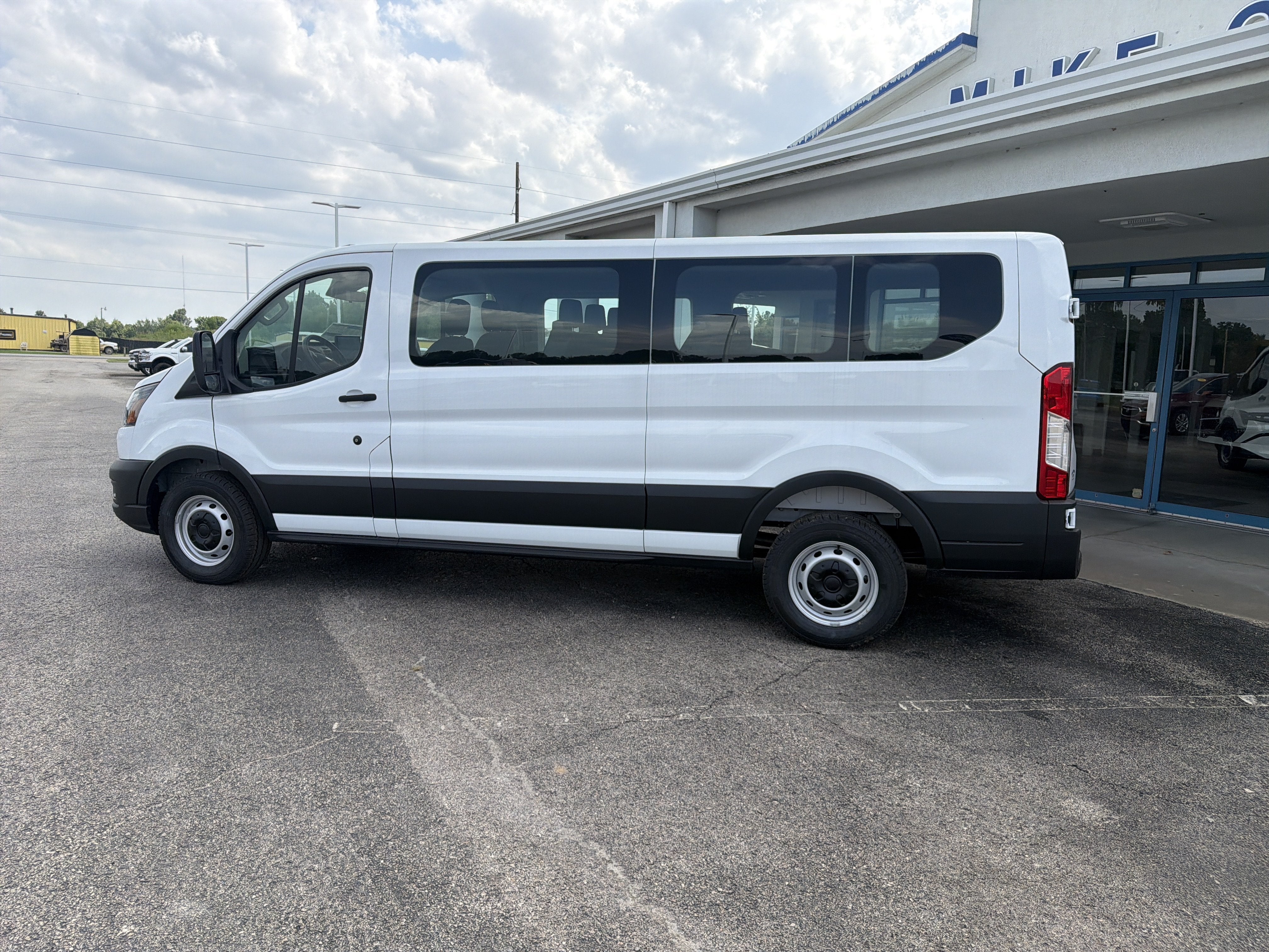 2026 Ford Transit Passenger Wagon Passenger Van XL