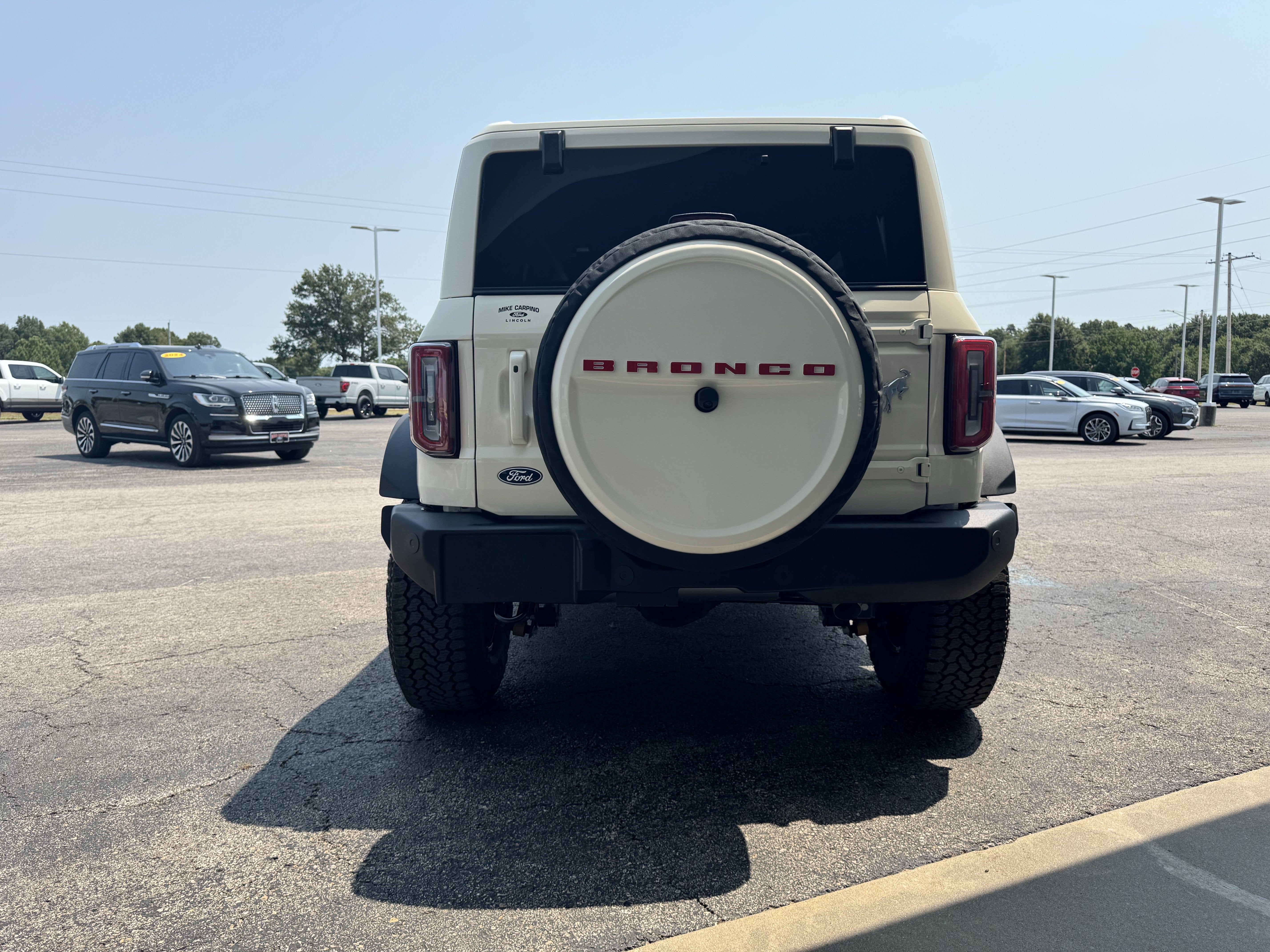2026 Ford Bronco Outer Banks