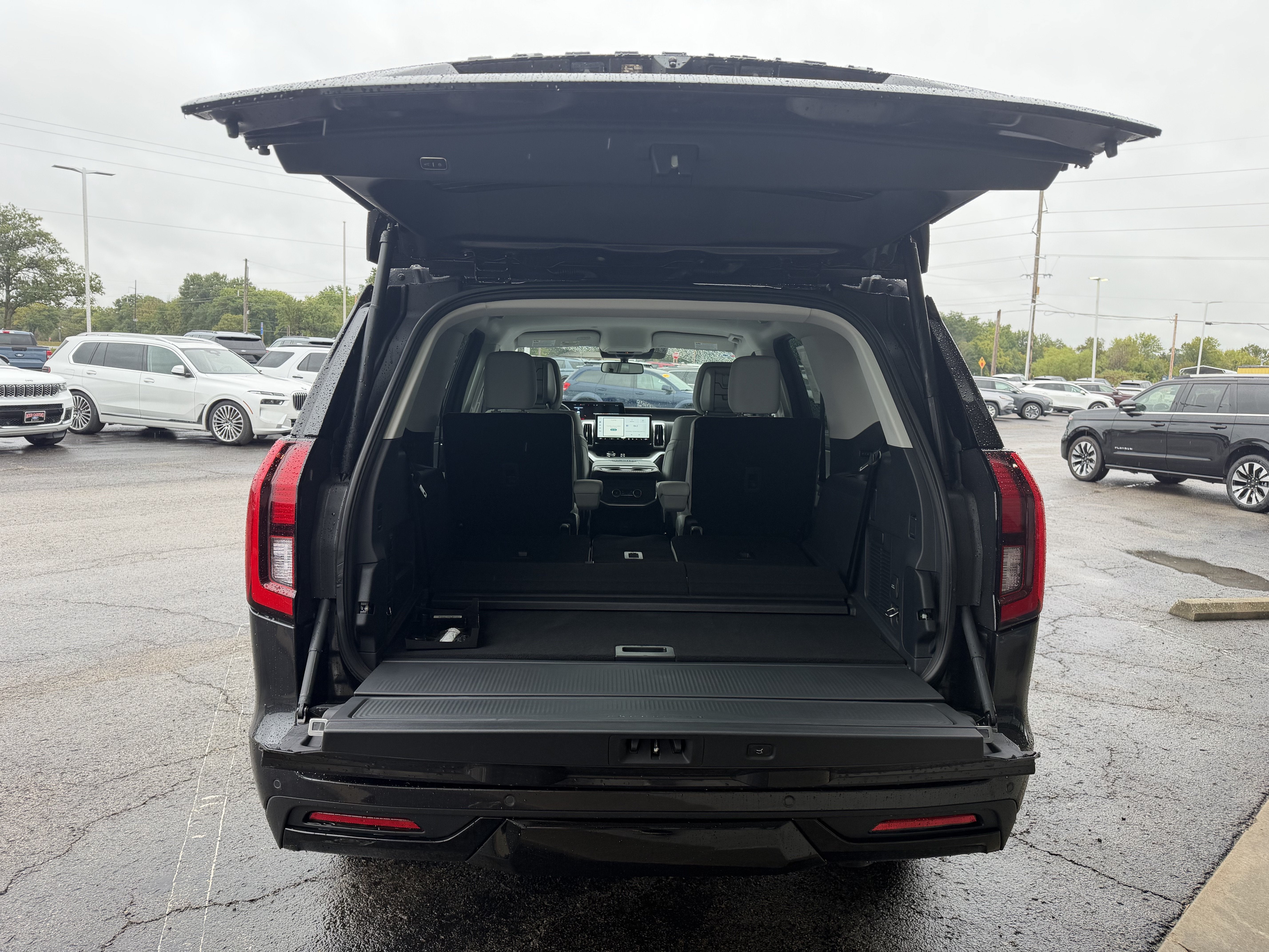 2027 Ford Expedition Platinum