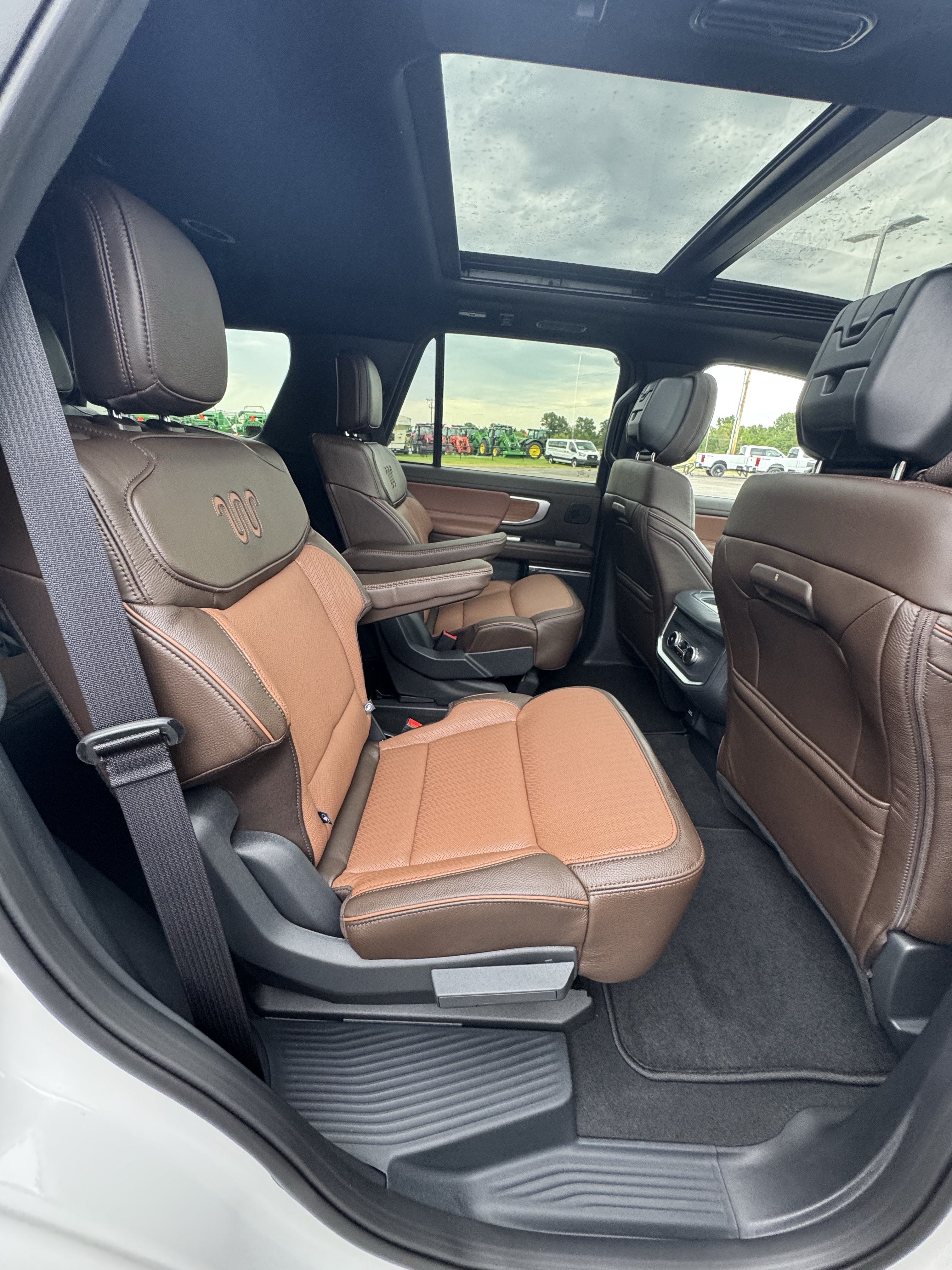 2027 Ford Expedition King Ranch