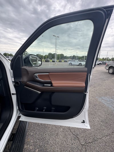 2027 Ford Expedition King Ranch