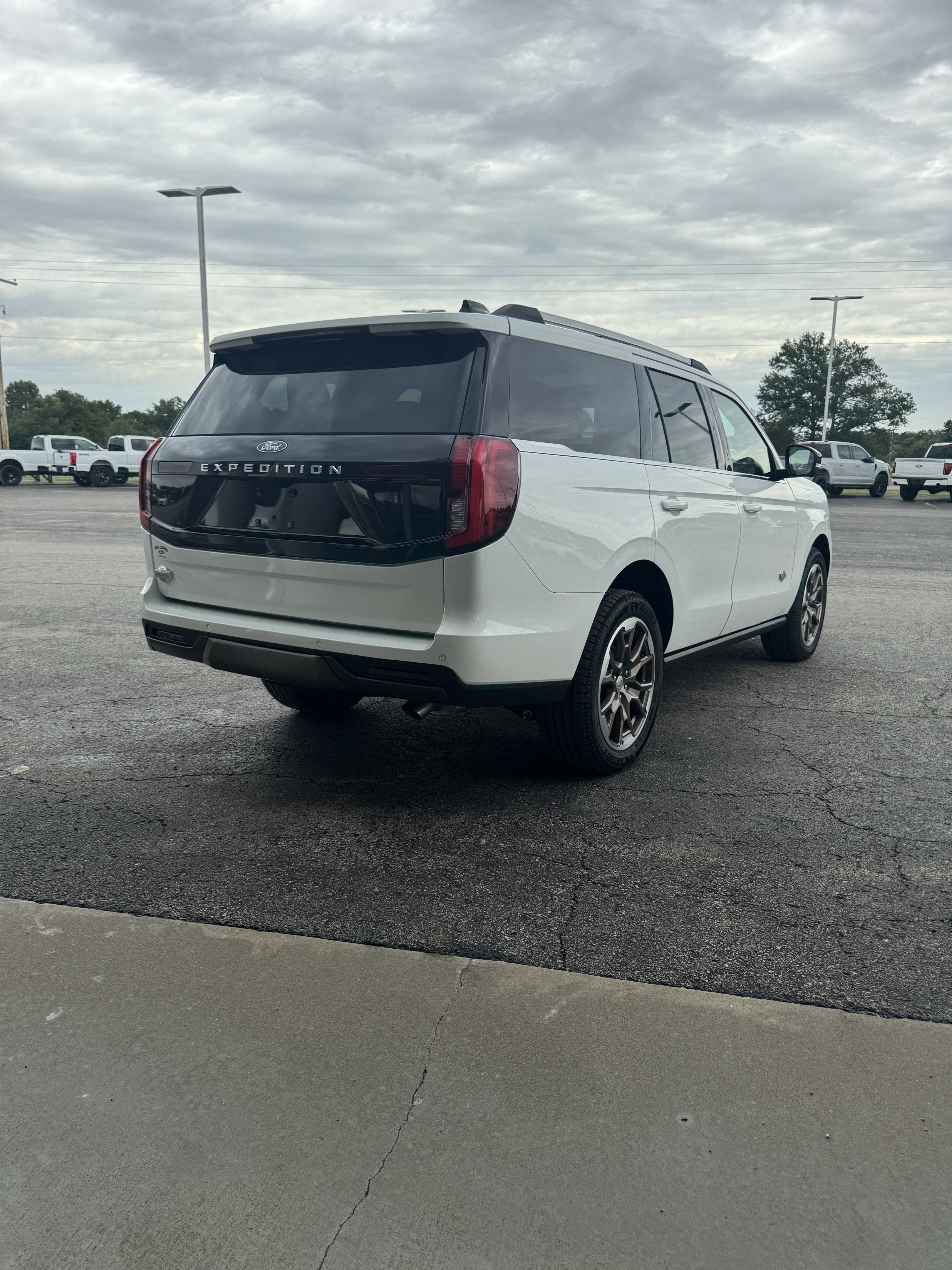 2027 Ford Expedition King Ranch