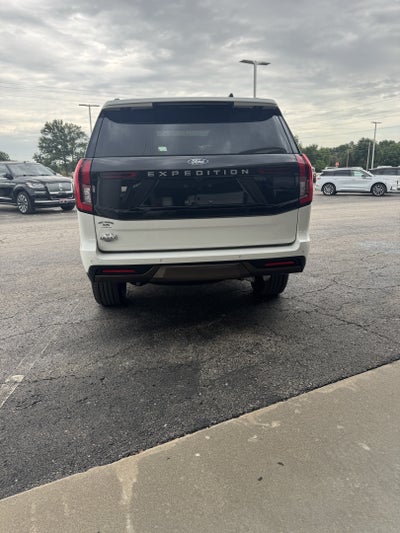2027 Ford Expedition King Ranch