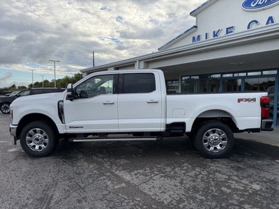 2027 Ford Super Duty F-350 SRW F-350® Lariat®