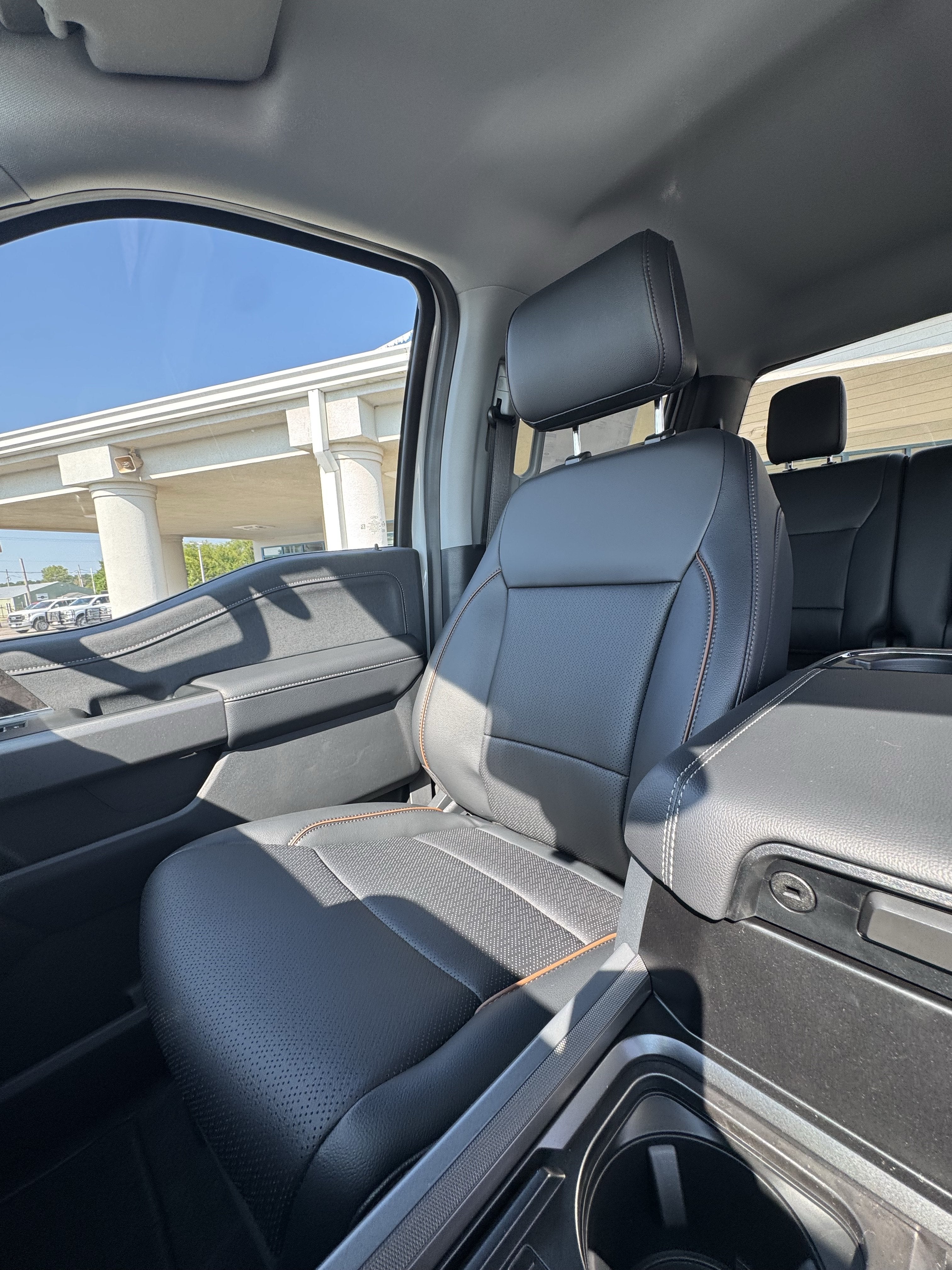 2026 Ford Super Duty F-350 SRW F-350® Lariat®