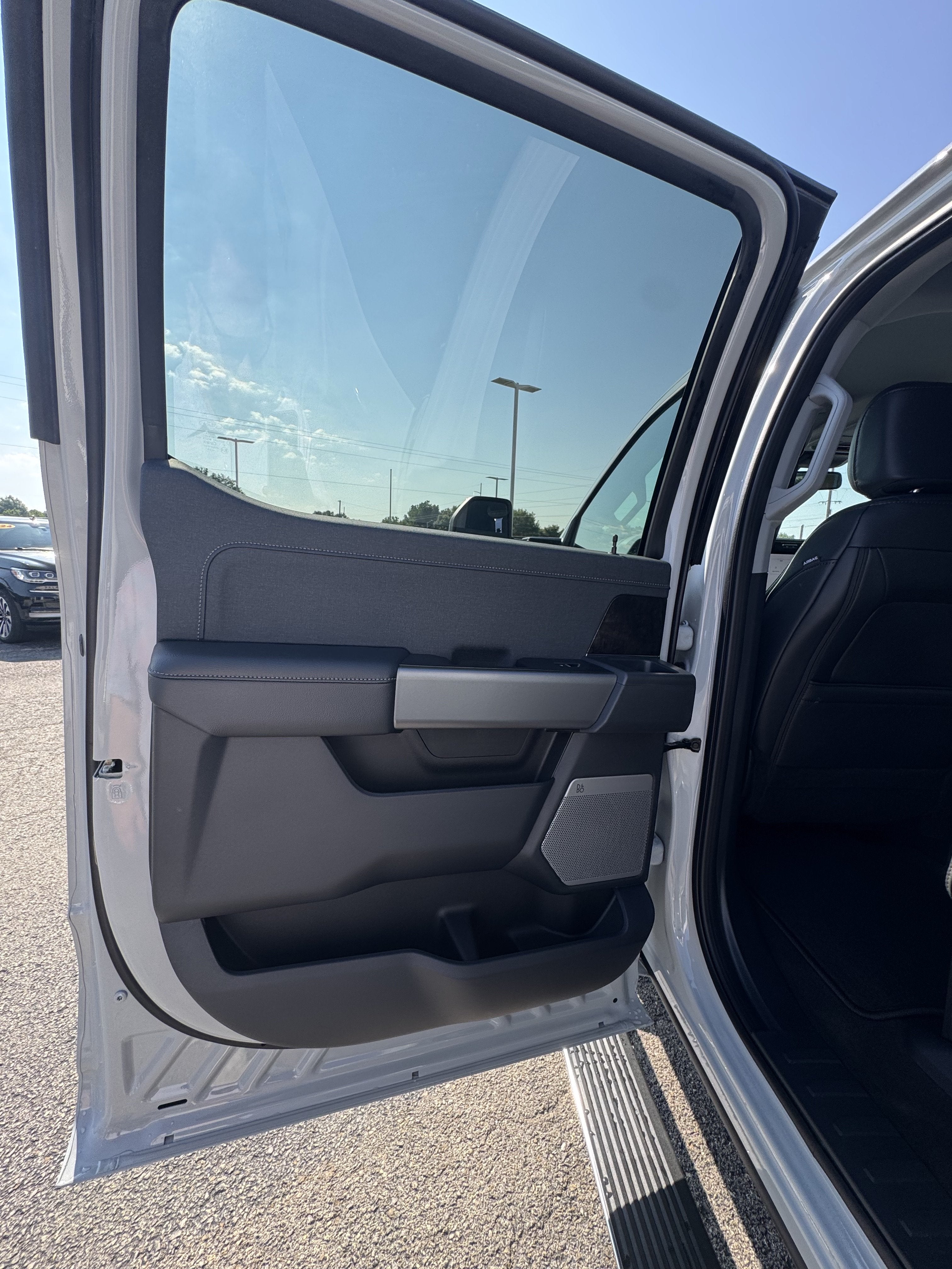 2026 Ford Super Duty F-350 SRW F-350® Lariat®