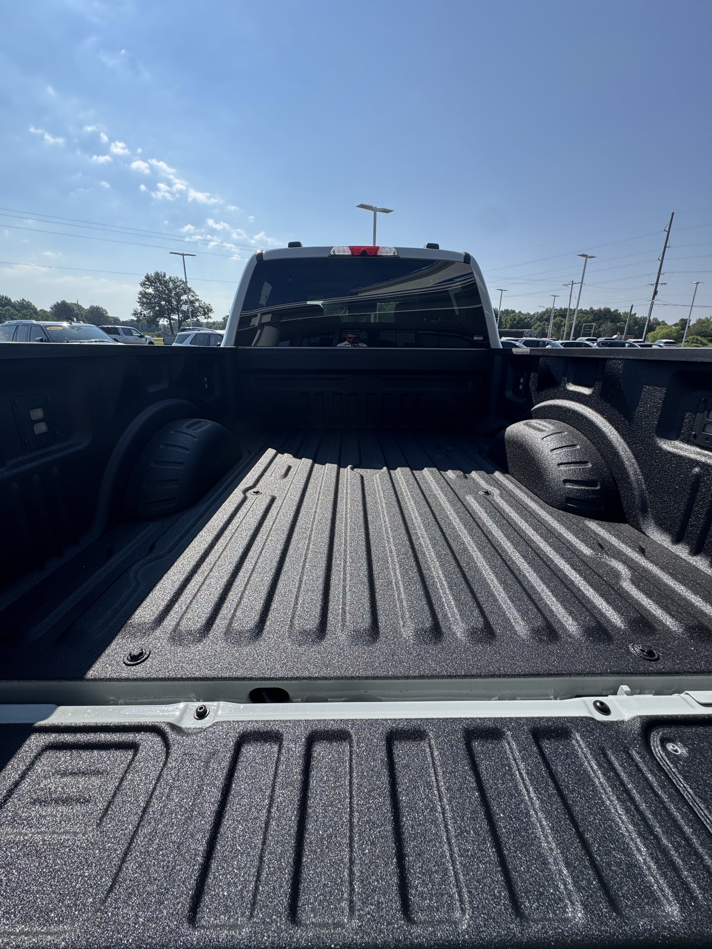 2026 Ford Super Duty F-350 SRW F-350® Lariat®