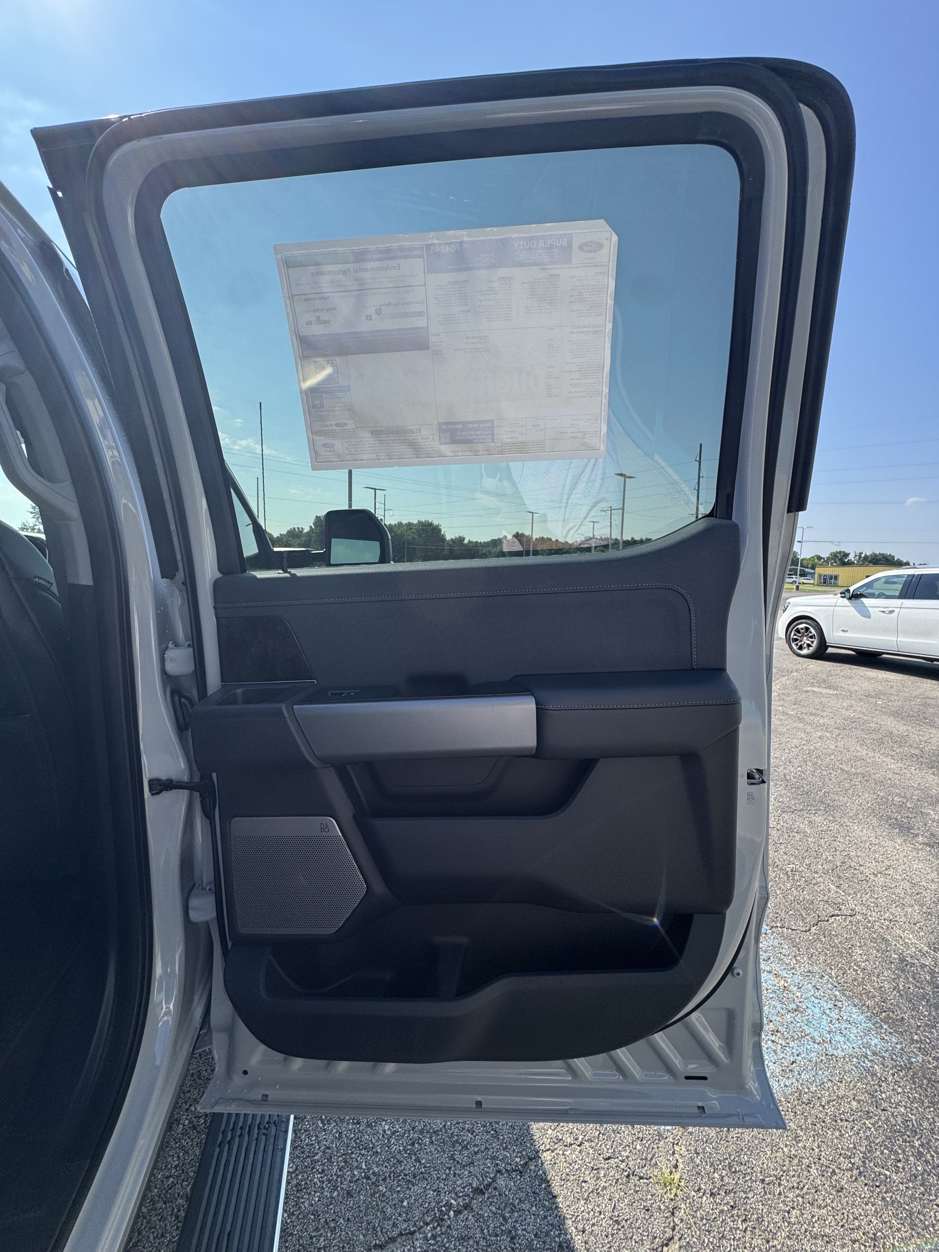 2026 Ford Super Duty F-350 SRW F-350® Lariat®