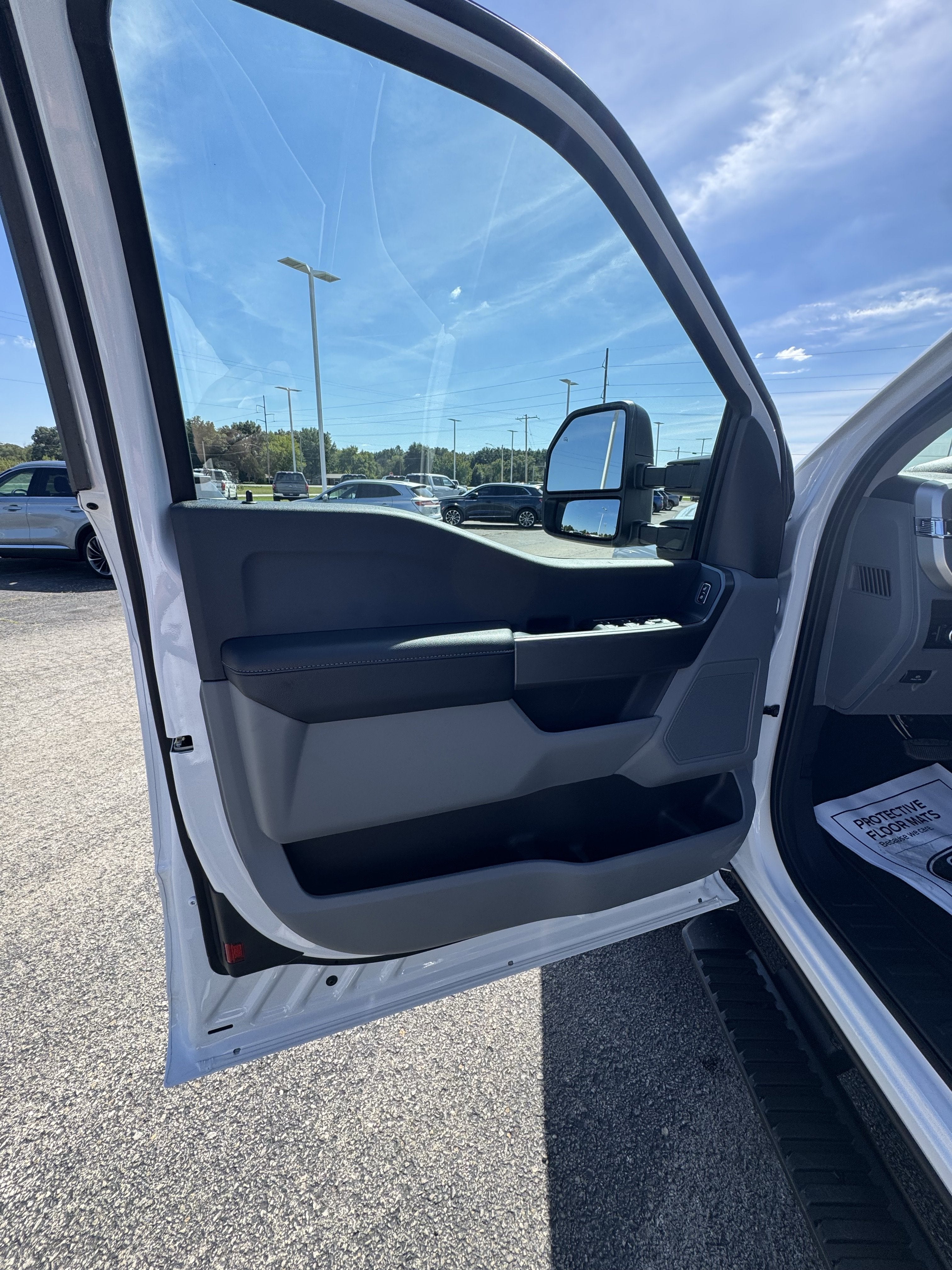 2026 Ford Super Duty F-350 SRW F-350® XL