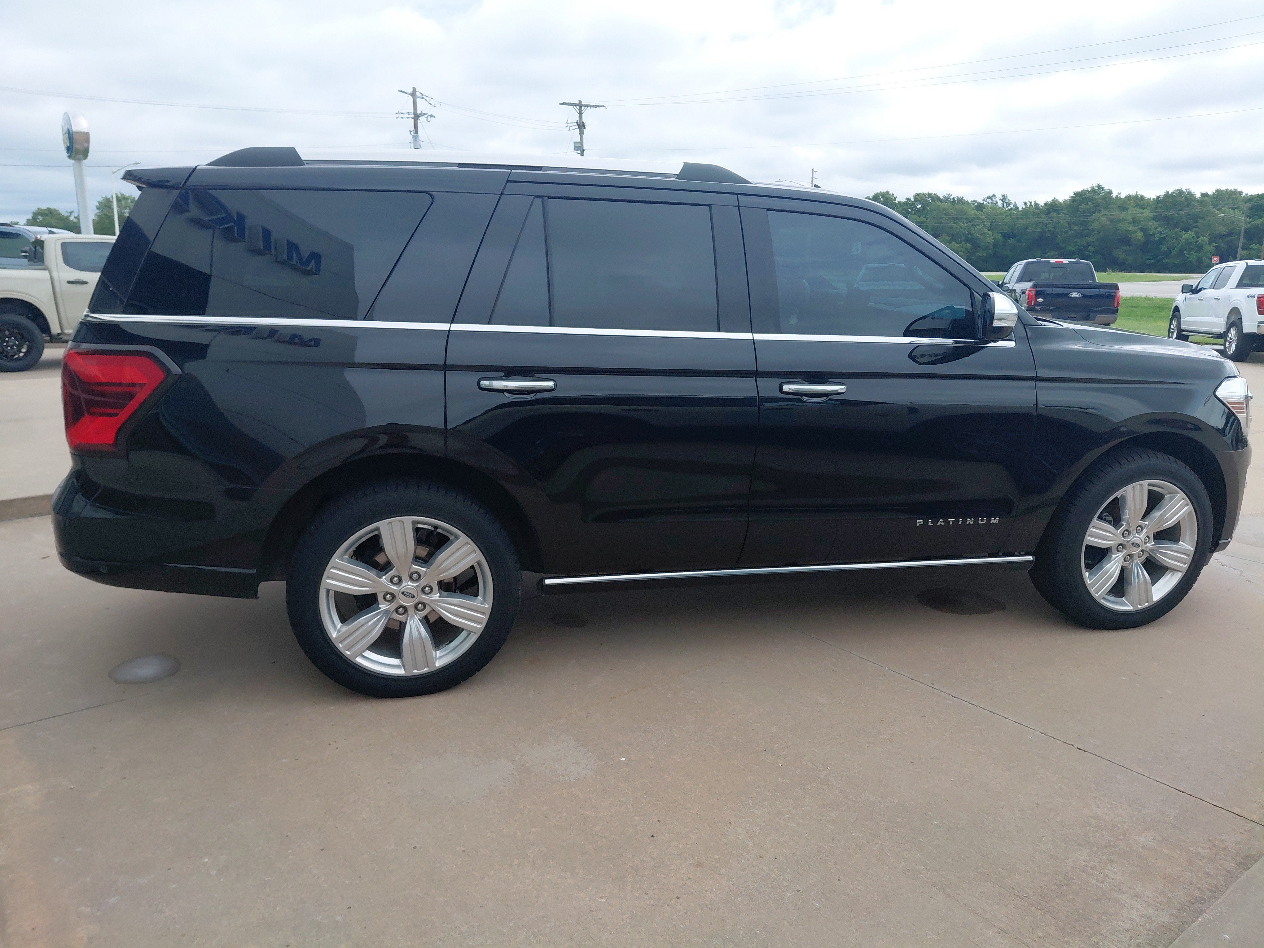 2024 Ford Expedition Platinum