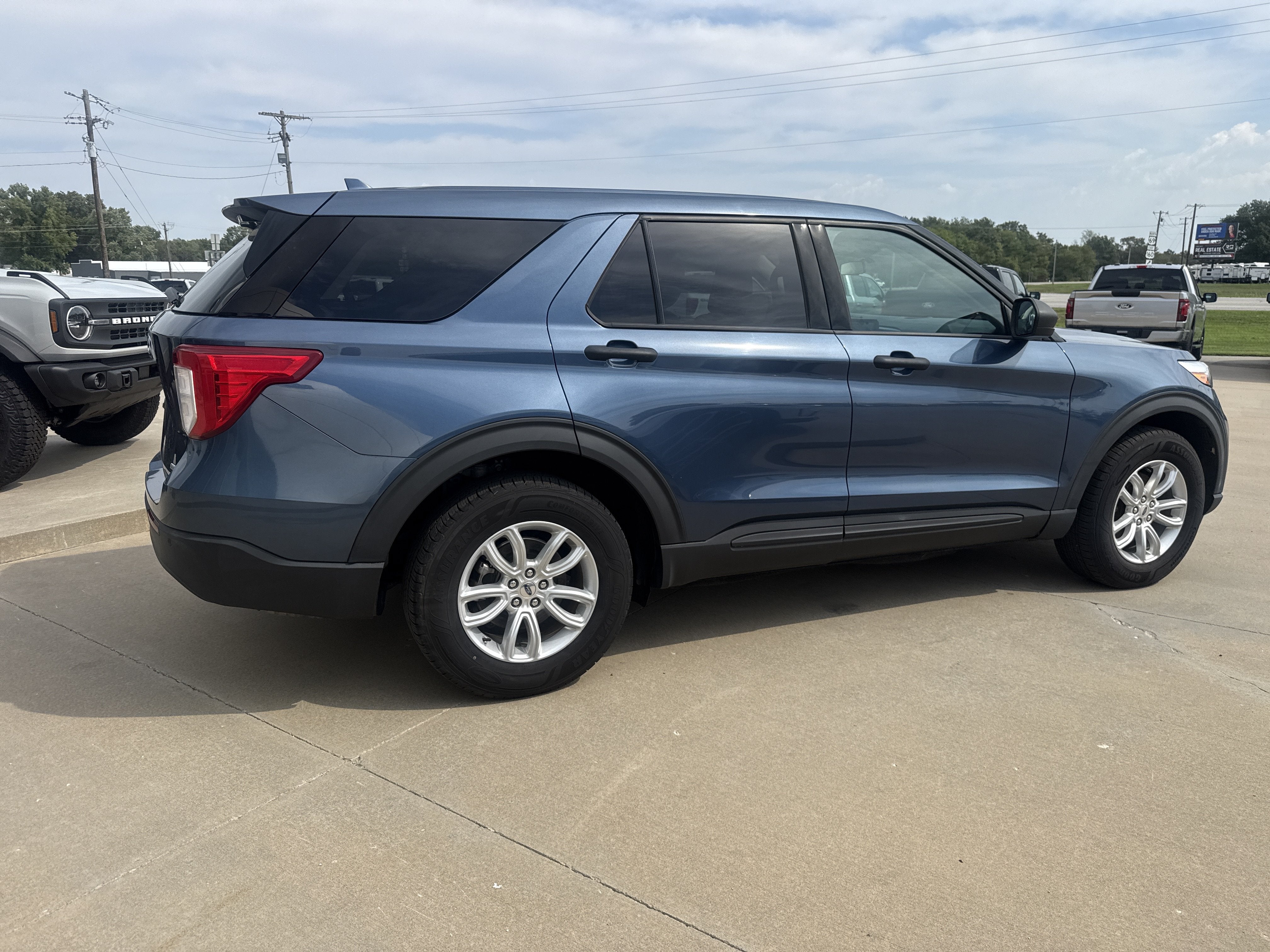 2020 Ford Explorer Base