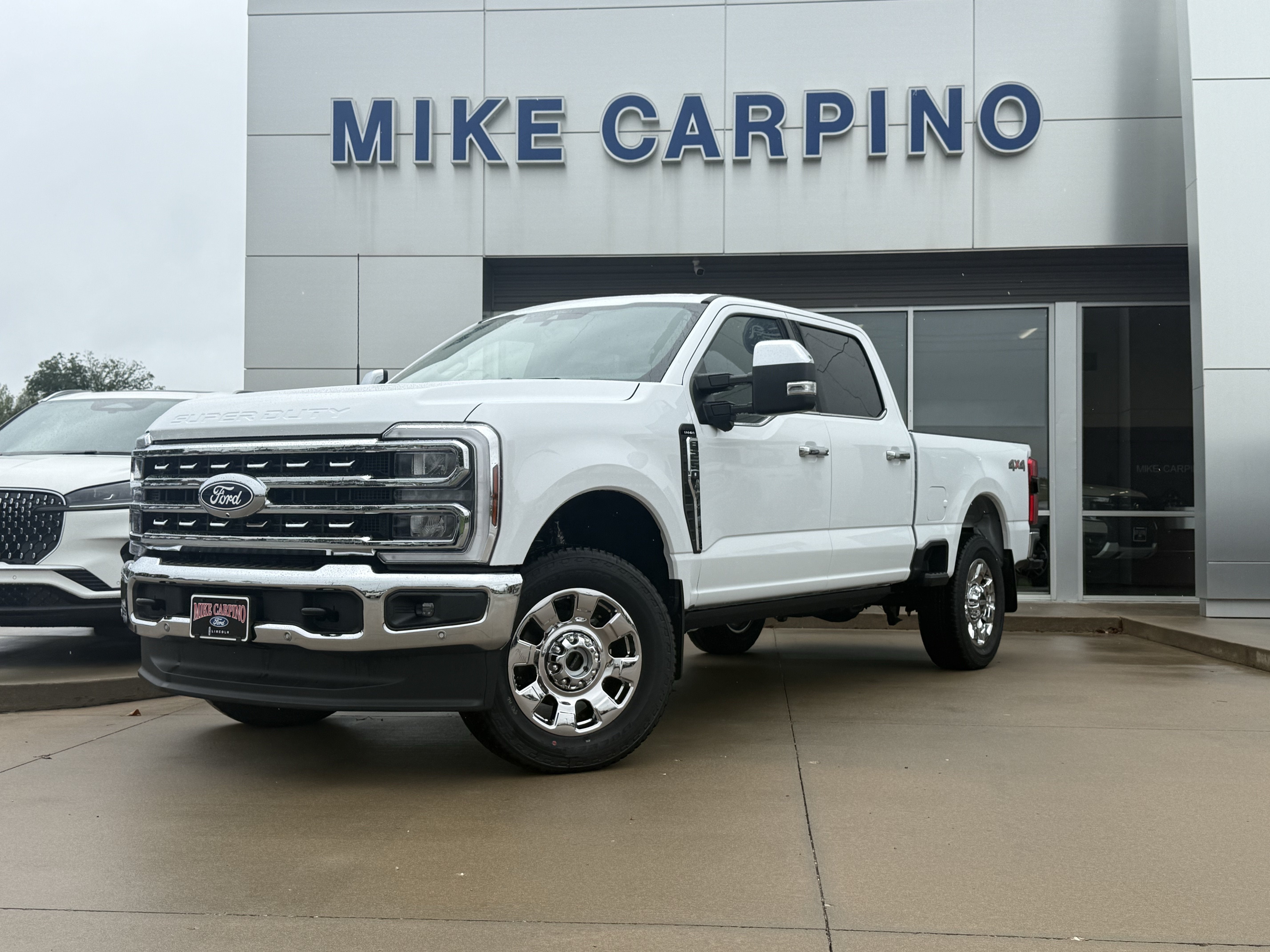 2027 Ford Super Duty F-250 SRW LARIAT