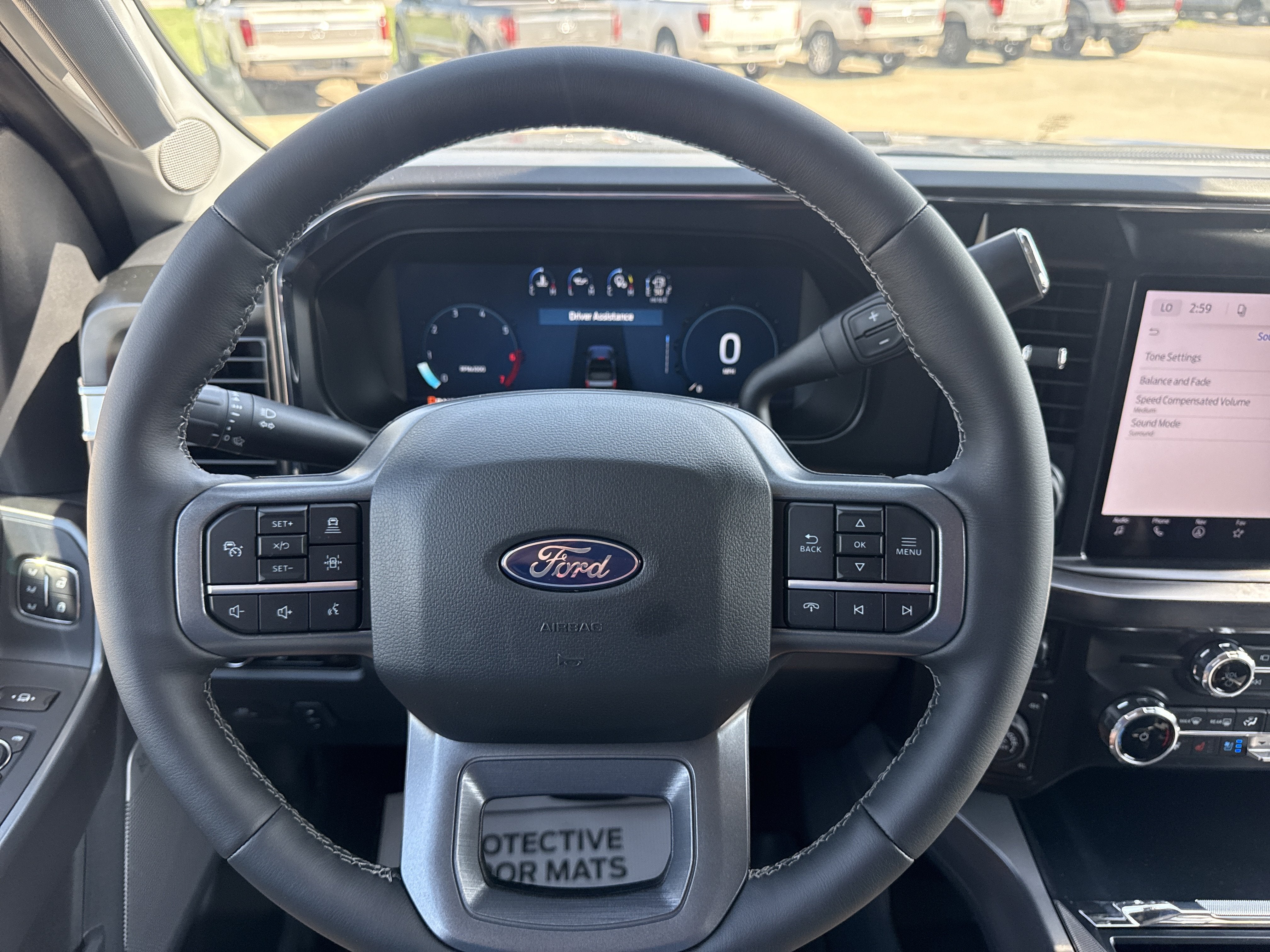 2027 Ford Super Duty F-250 SRW F-250® Lariat®