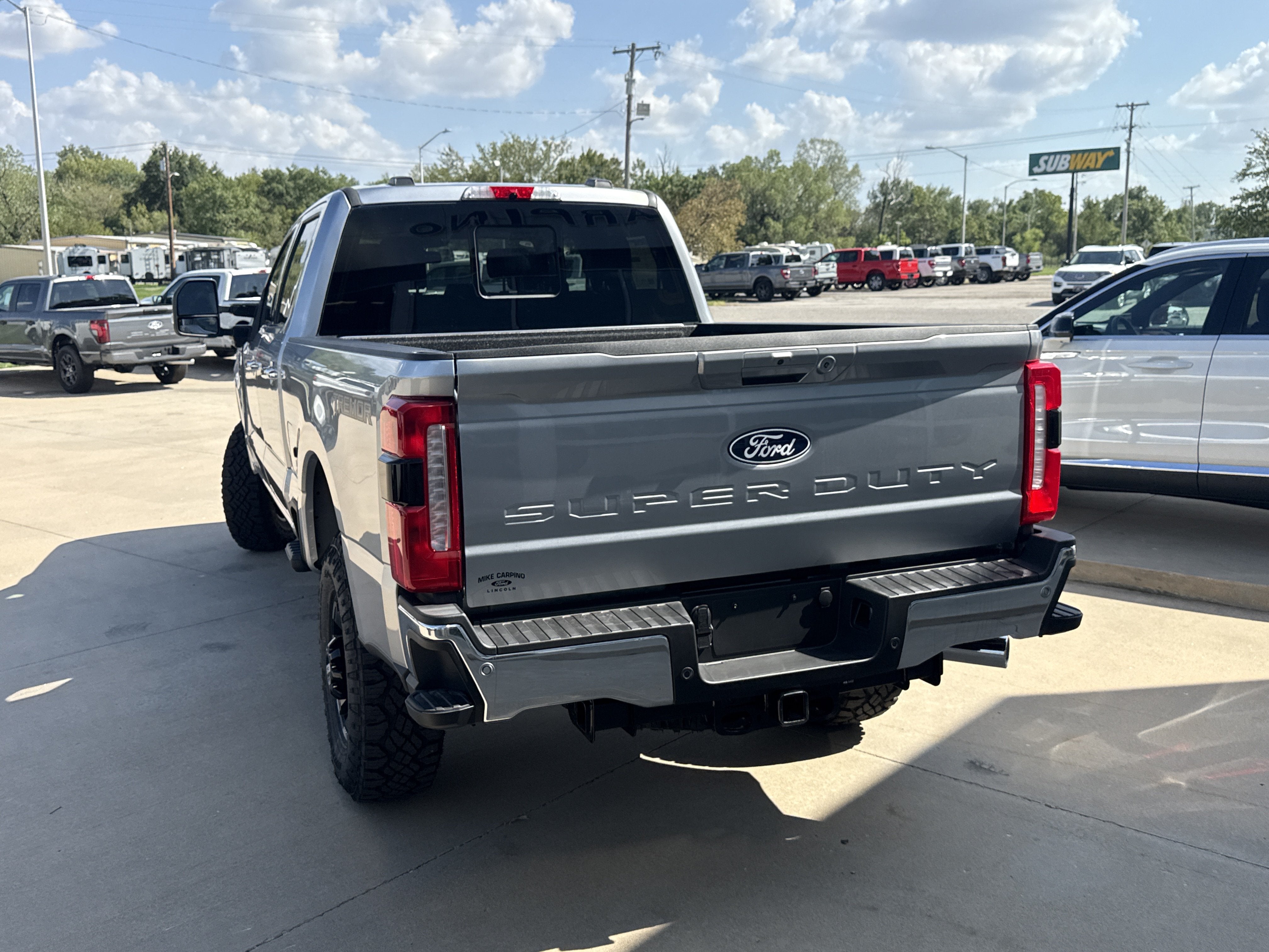 2027 Ford Super Duty F-250 SRW F-250® Lariat®