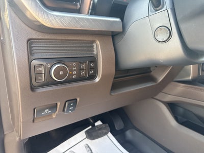 2026 Ford Super Duty F-350 DRW F-350® King Ranch®