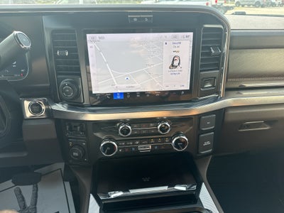 2026 Ford Super Duty F-350 DRW F-350® King Ranch®