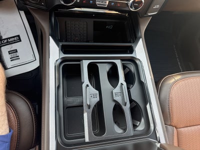 2026 Ford Super Duty F-350 DRW F-350® King Ranch®