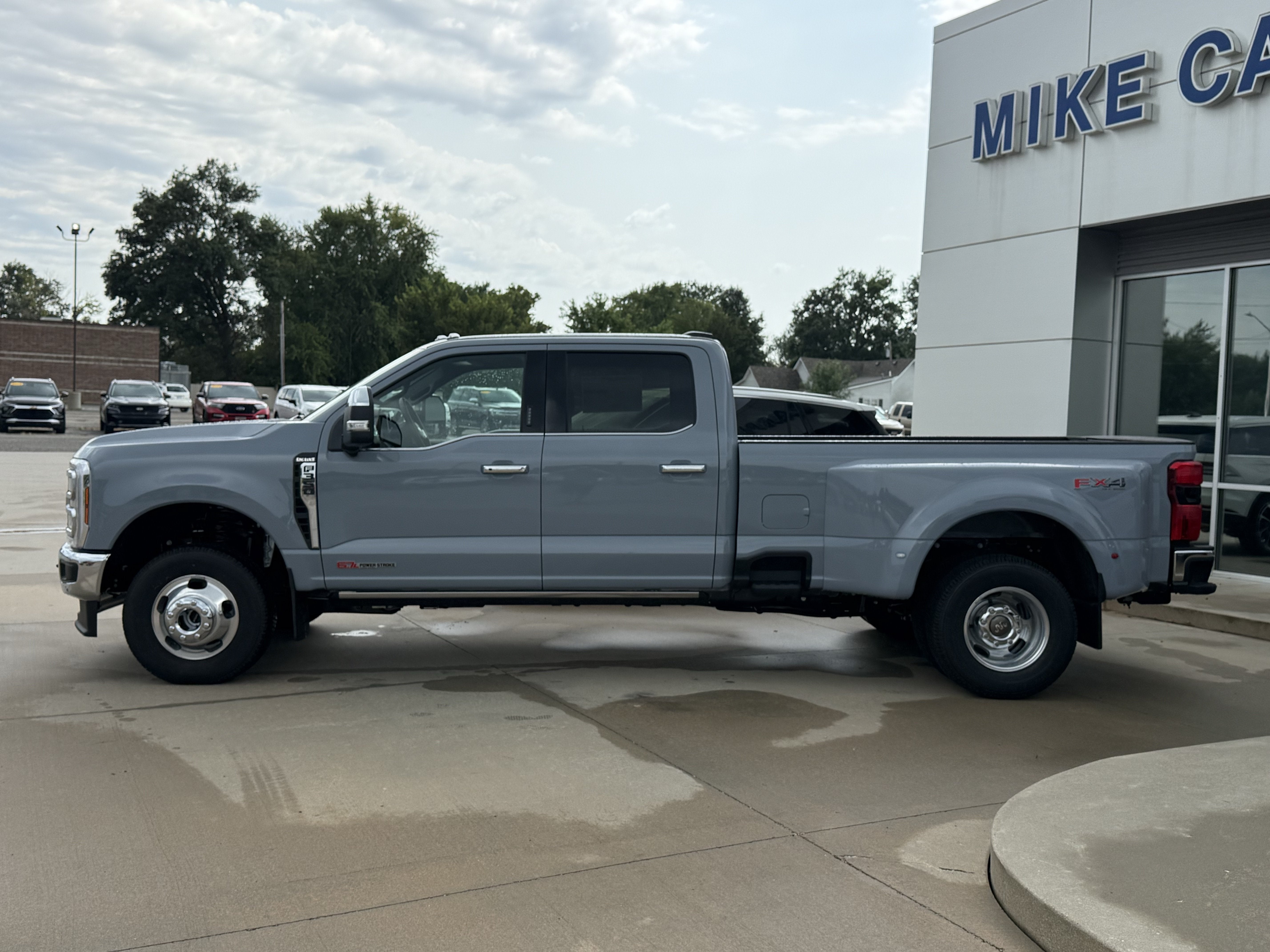 2026 Ford Super Duty F-350 DRW F-350® King Ranch®