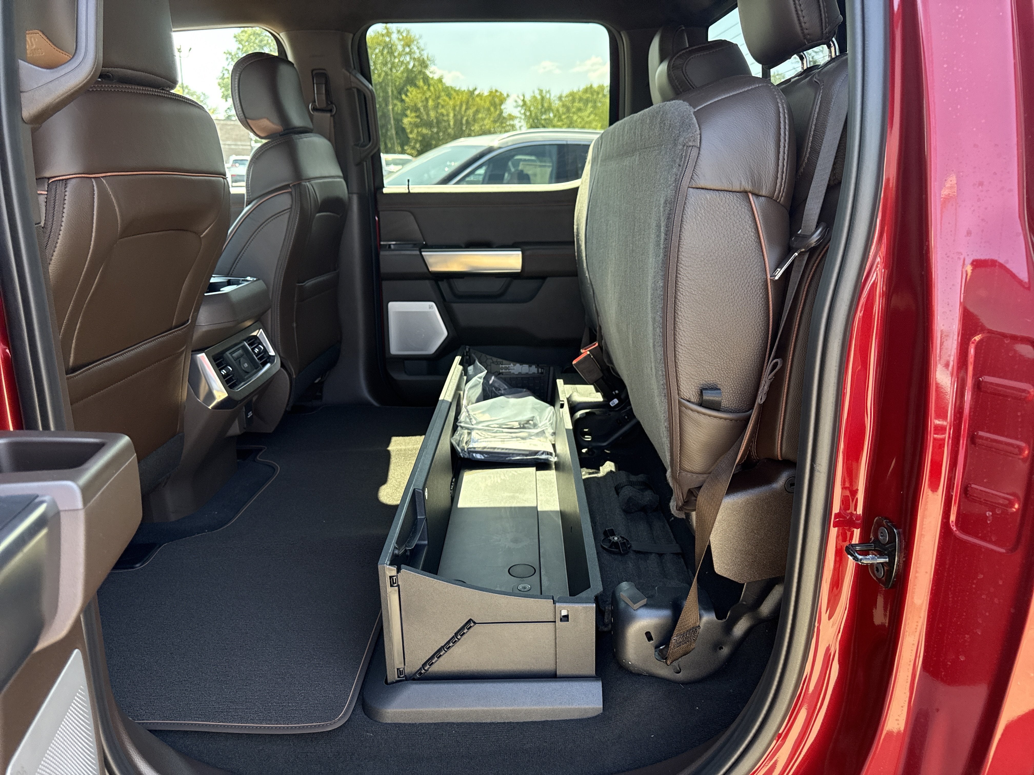 2027 Ford Super Duty F-450 DRW XL