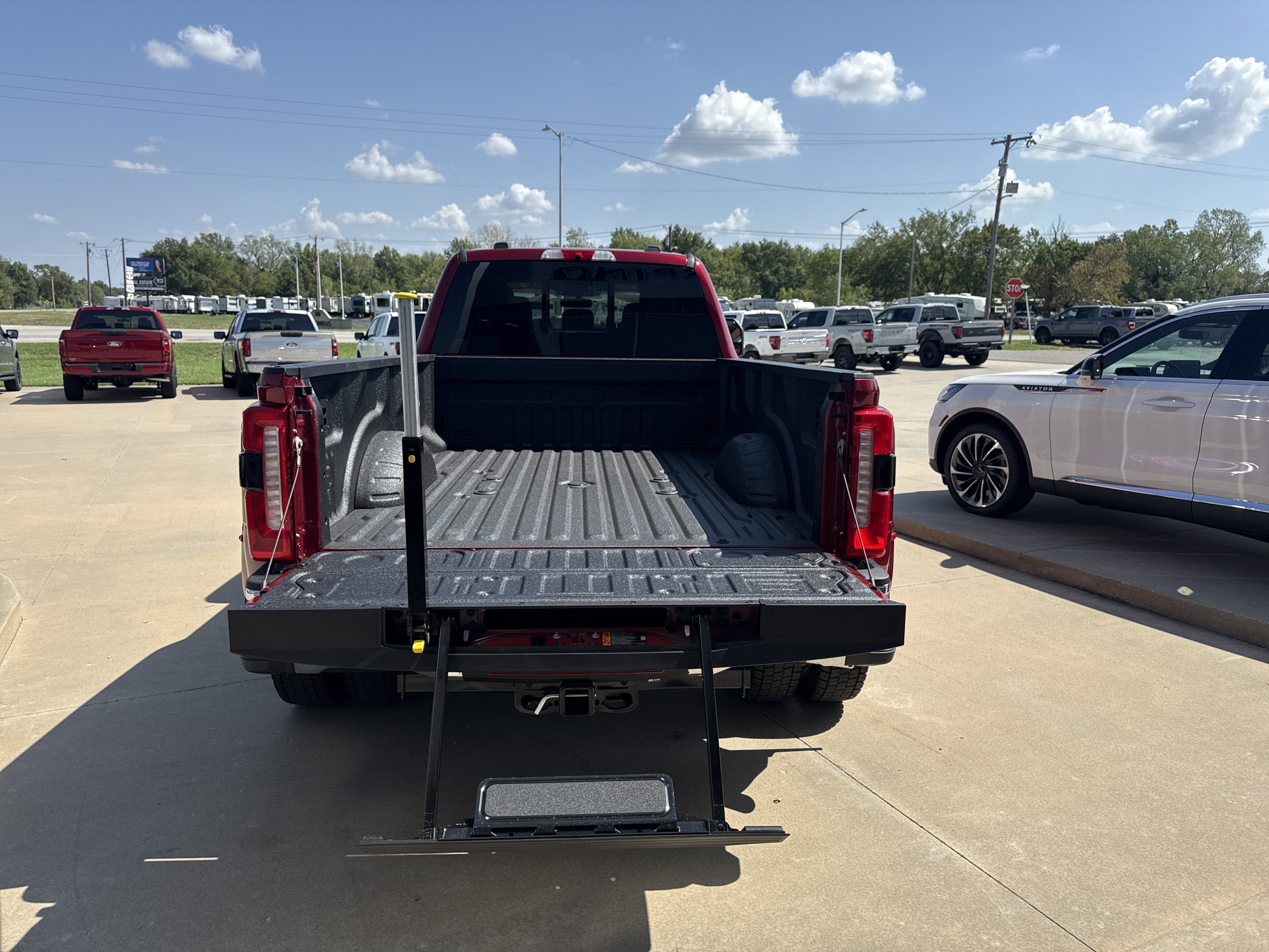 2027 Ford Super Duty F-450 DRW XL