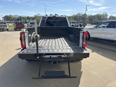 2027 Ford Super Duty F-450 DRW Plat