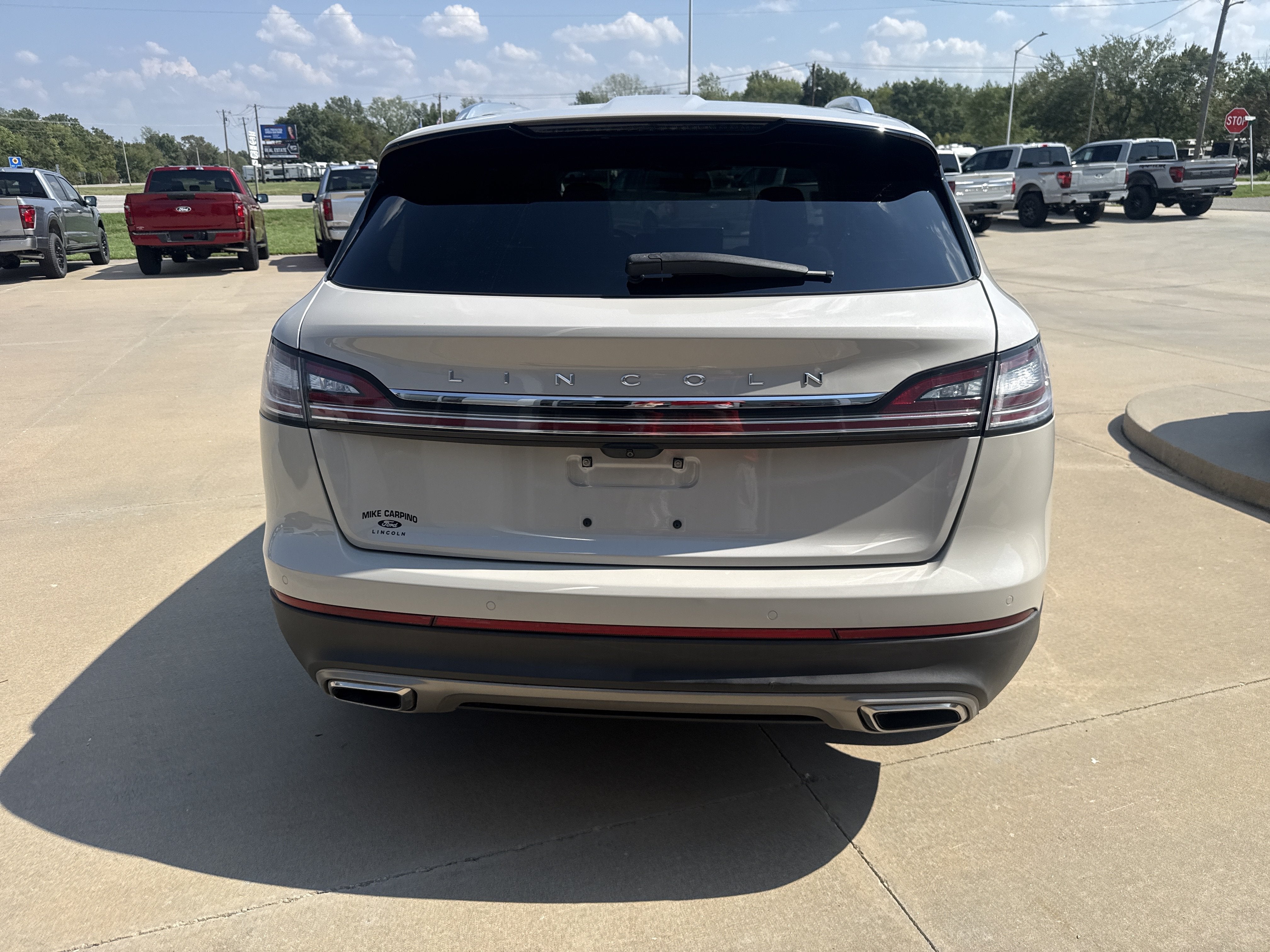 2023 Lincoln Nautilus Standard