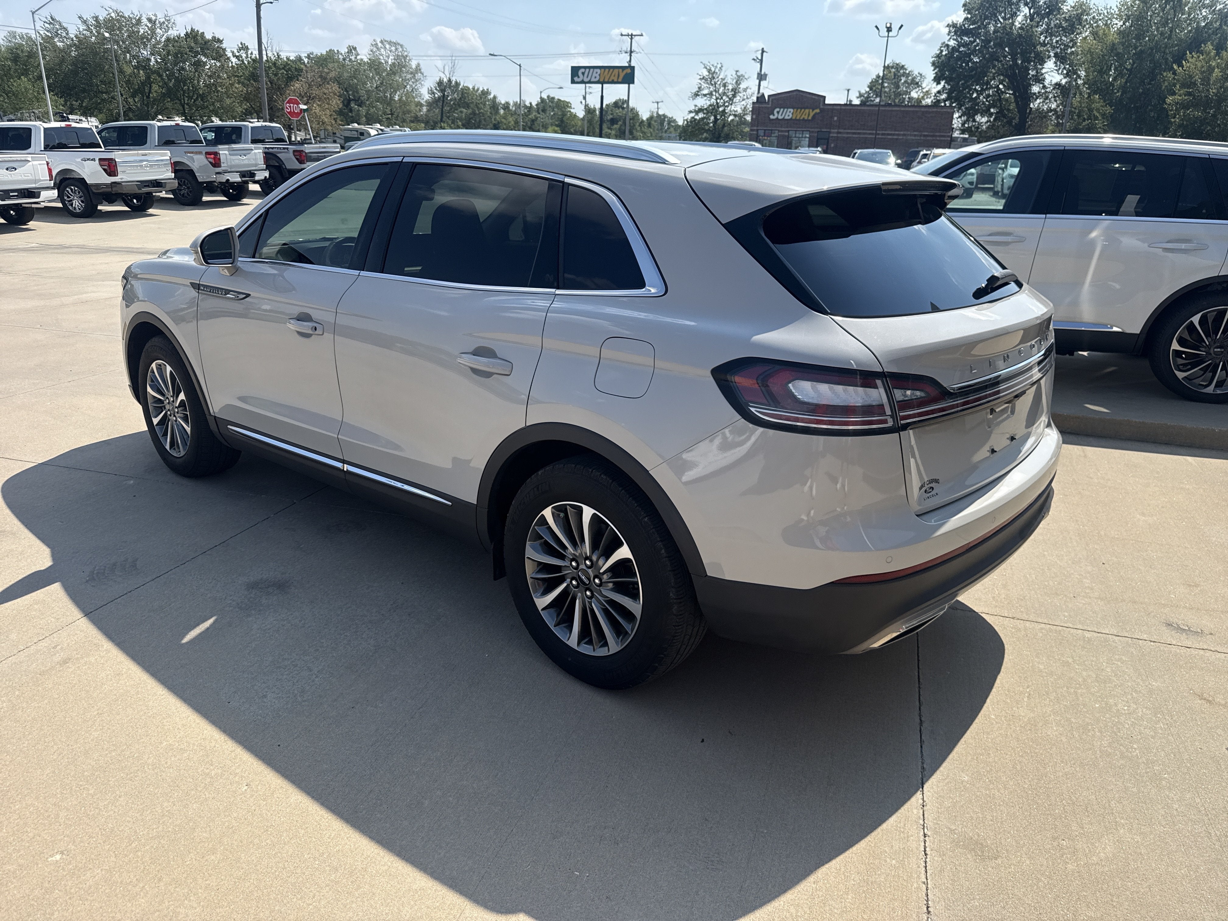 2023 Lincoln Nautilus Standard
