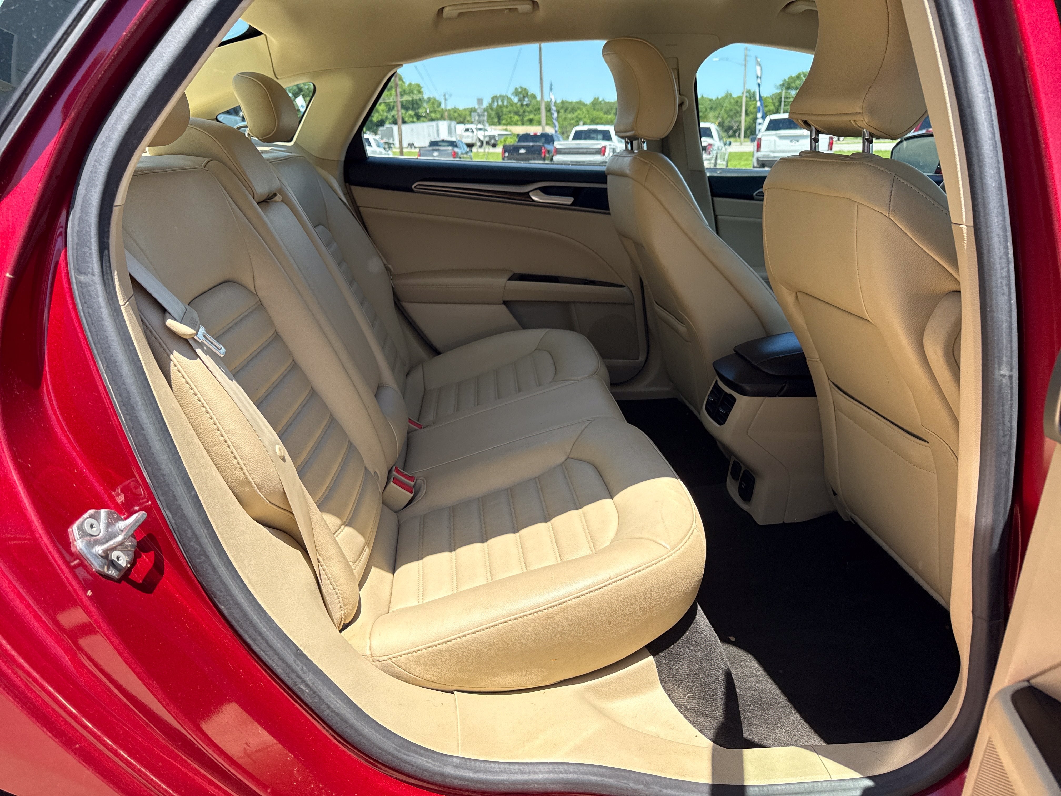 2016 Ford Fusion SE
