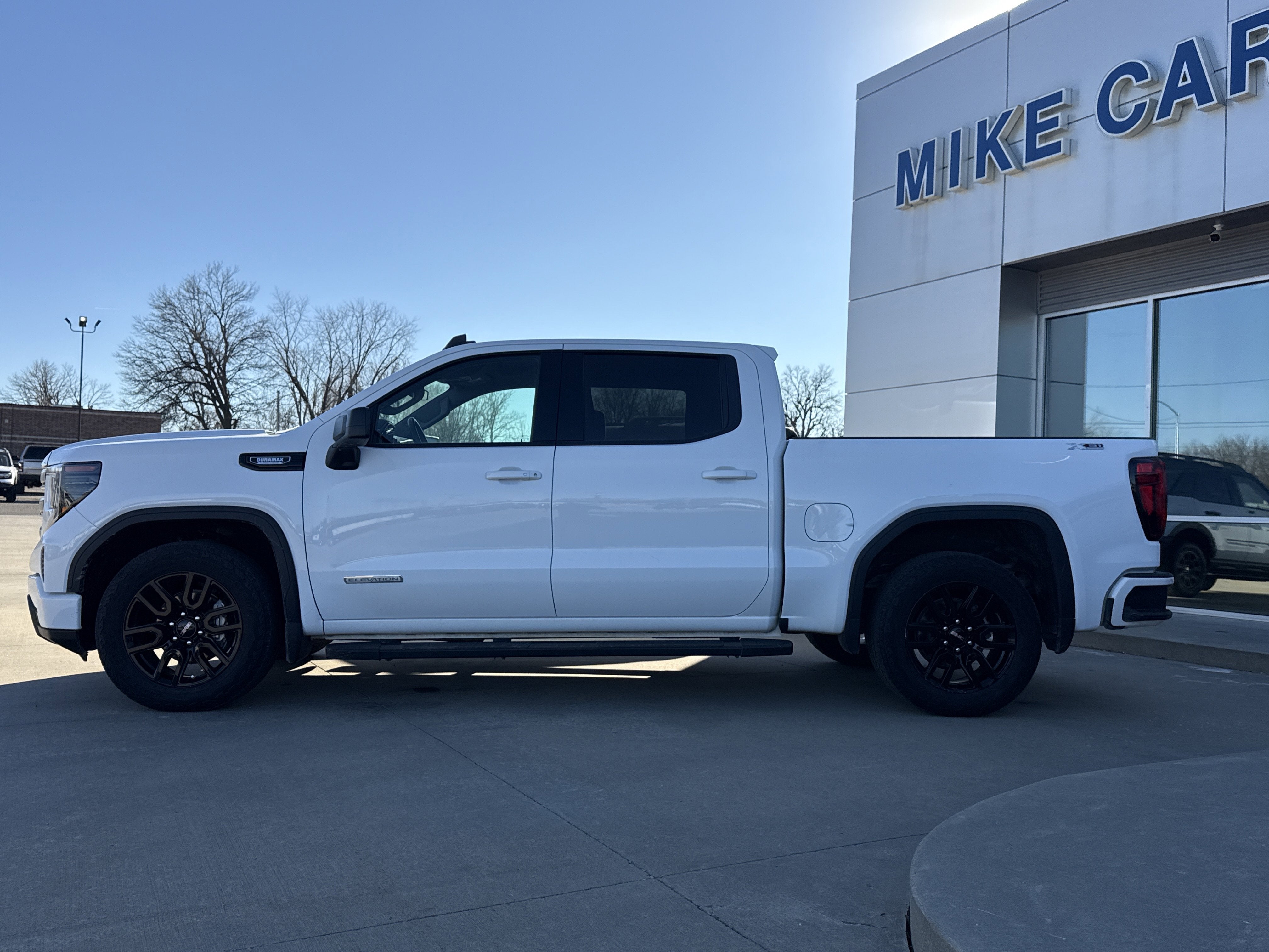 2023 GMC Sierra 1500 Elevation