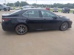 2022 Toyota Camry Hybrid XLE