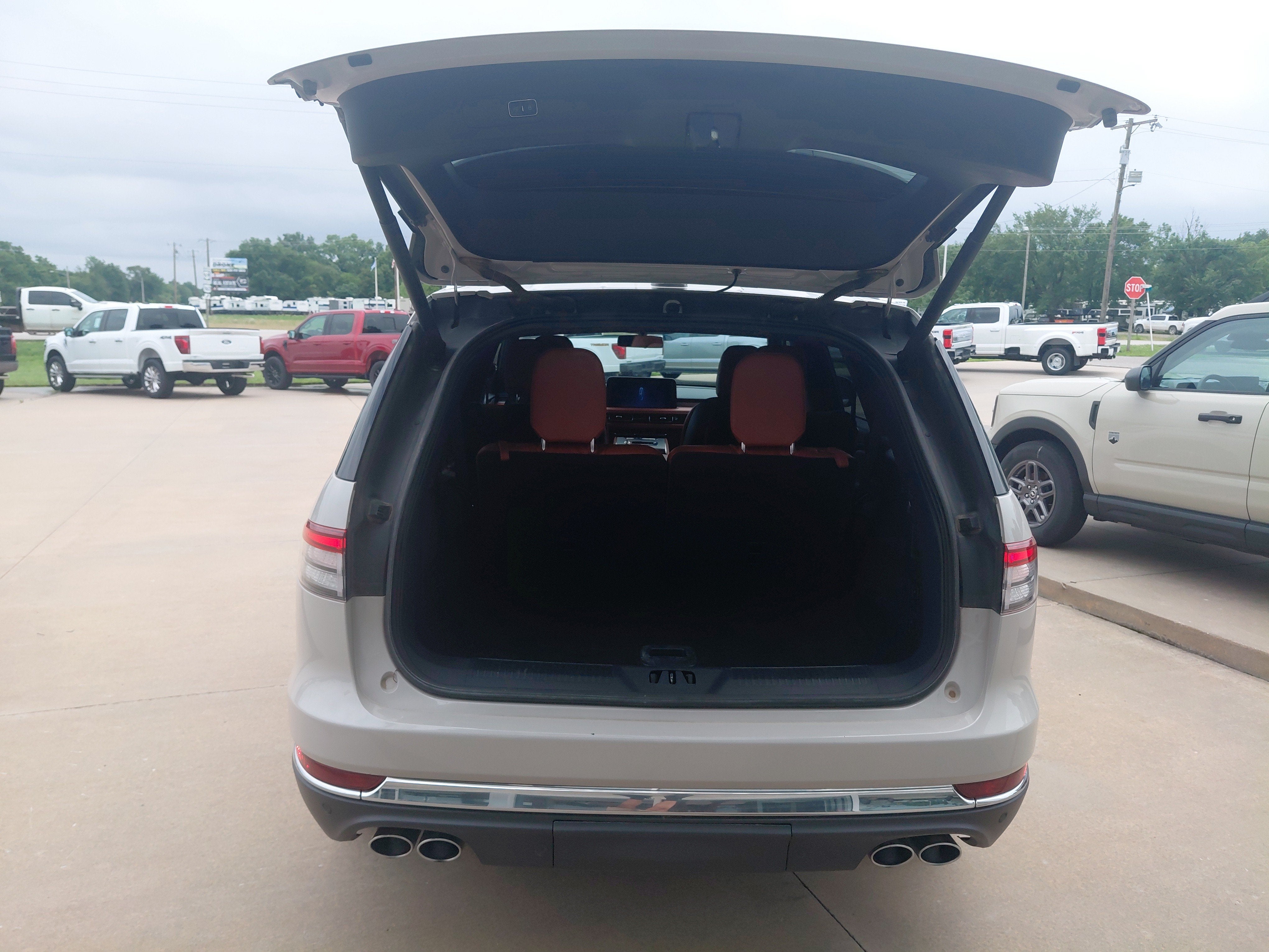 2025 Lincoln Aviator Reserve