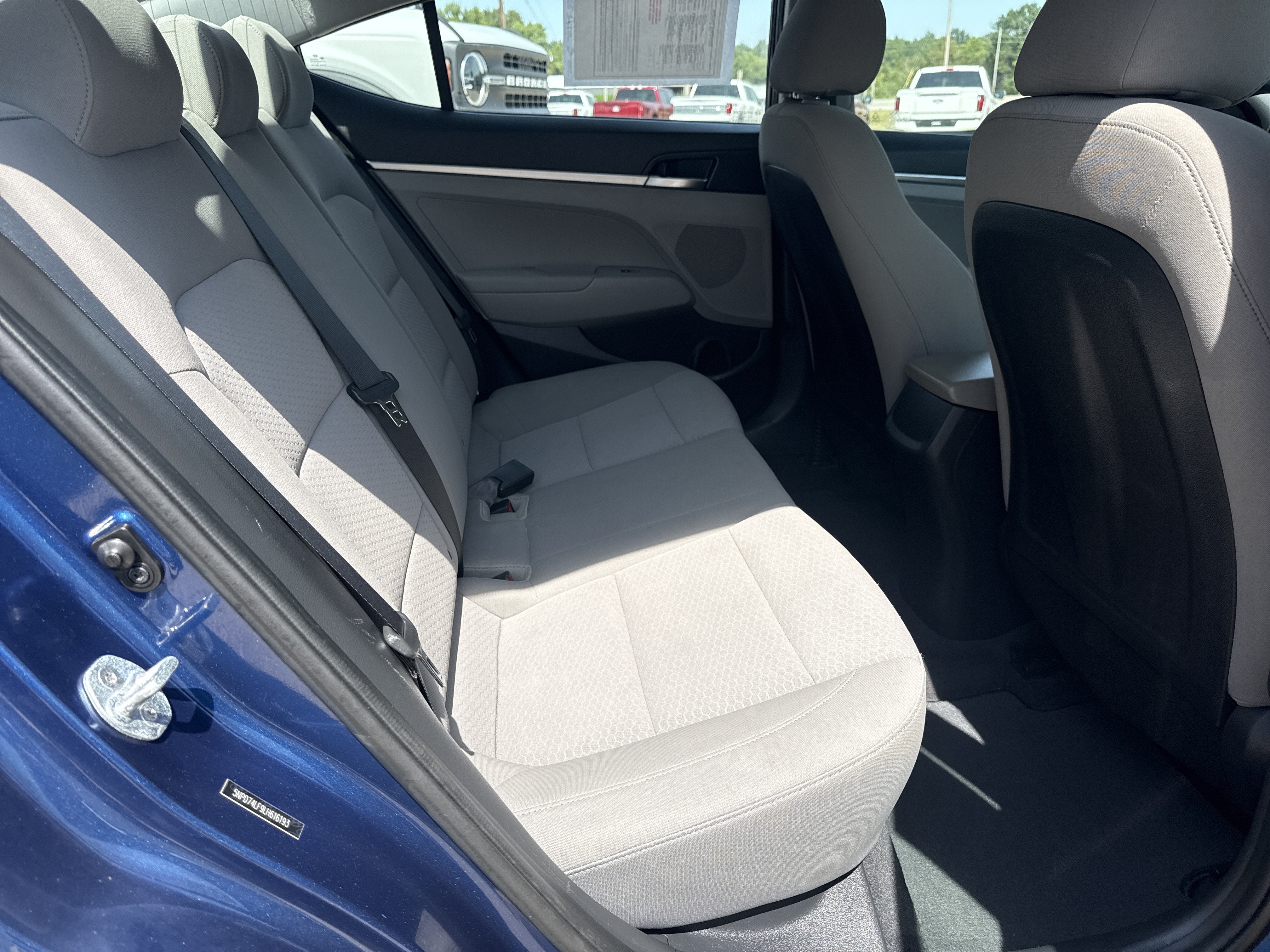 2020 Hyundai Elantra SE