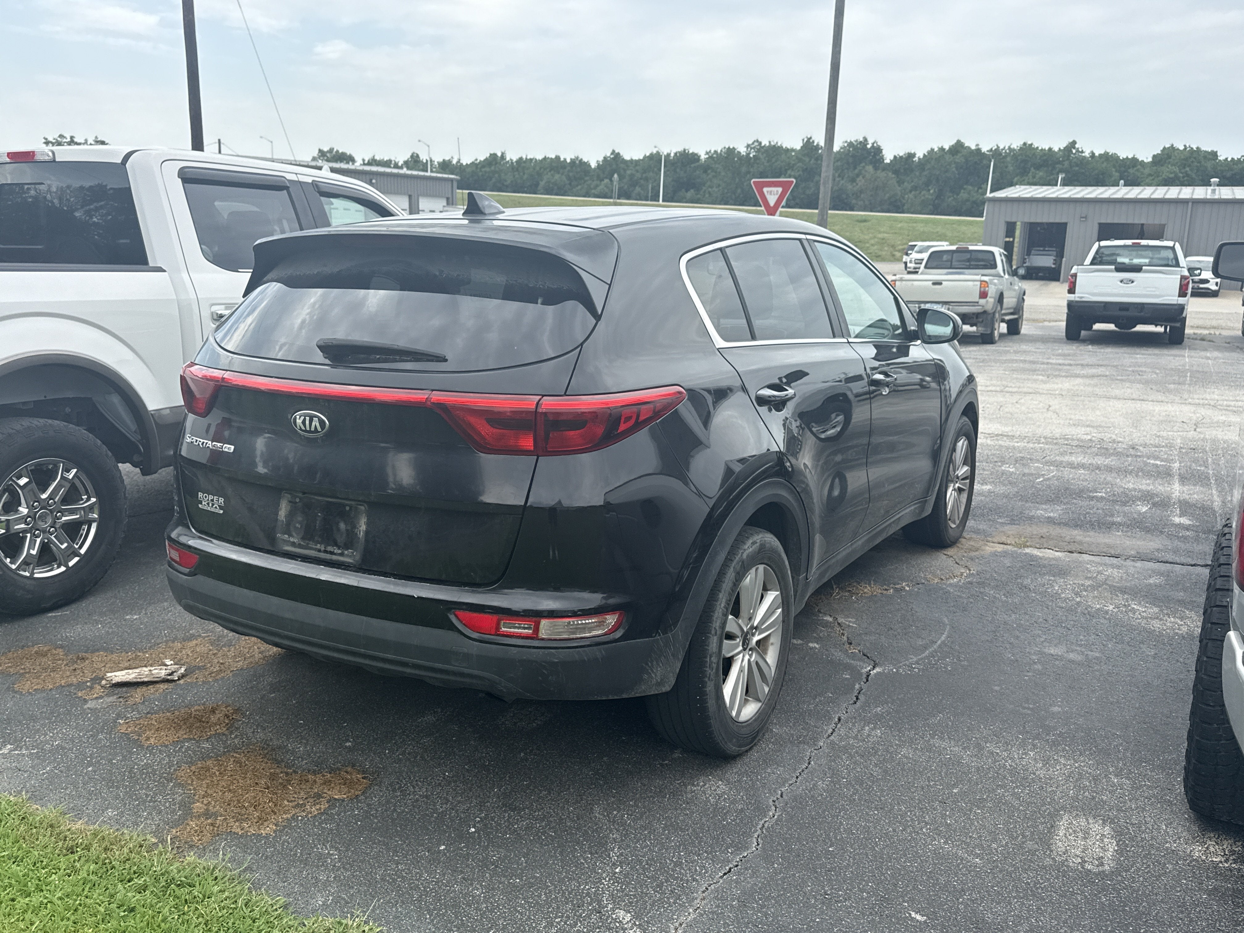 Used 2018 Kia Sportage LX with VIN KNDPM3AC0J7365008 for sale in Columbus, KS